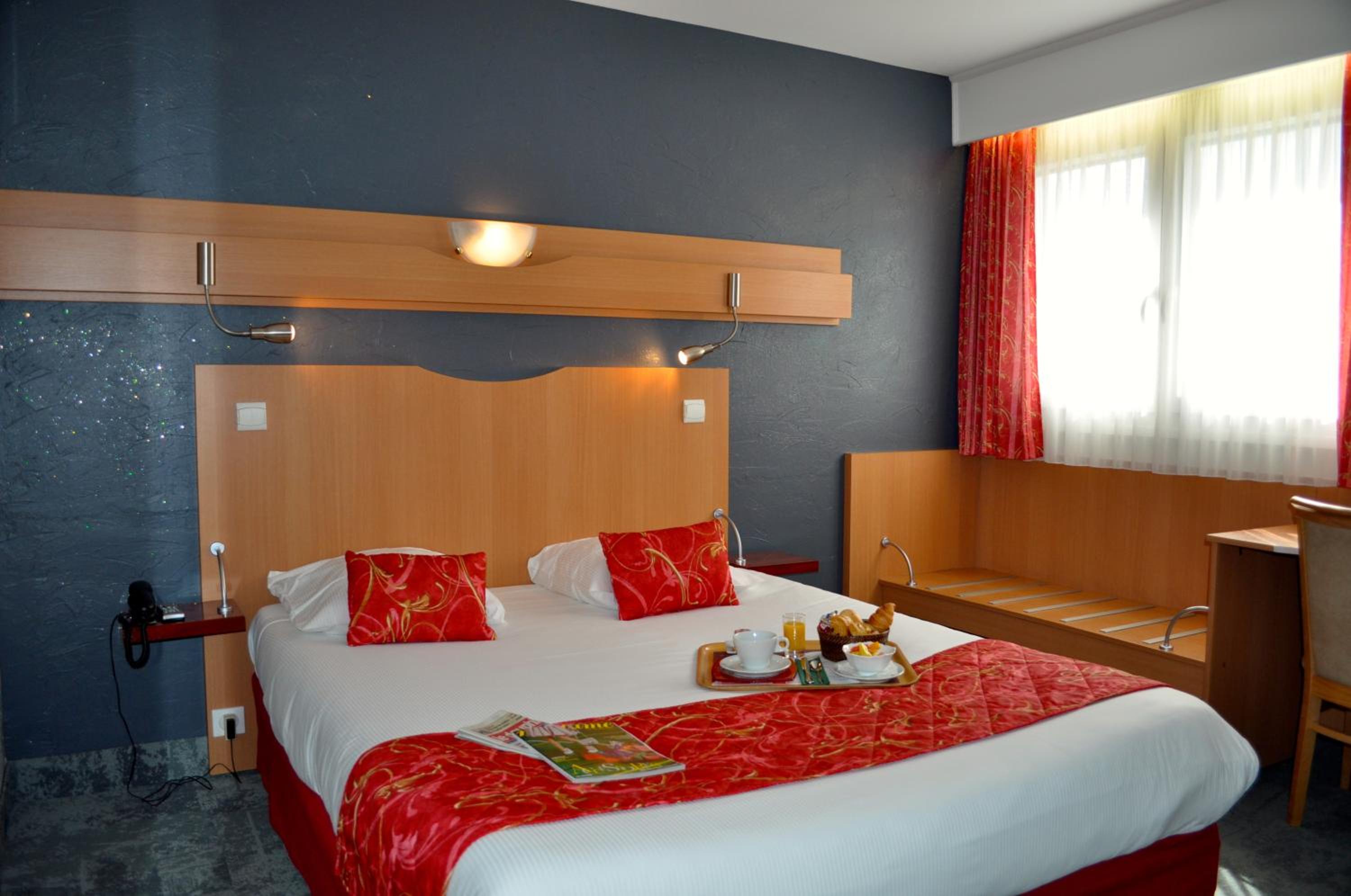Double Room - Photo 1