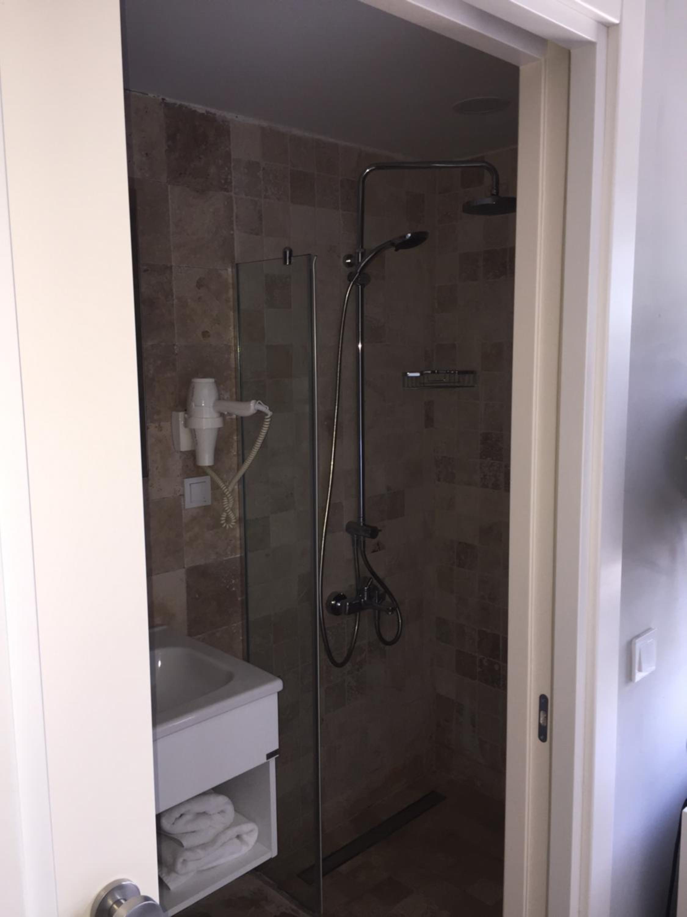 Budget Twin Room photo 2