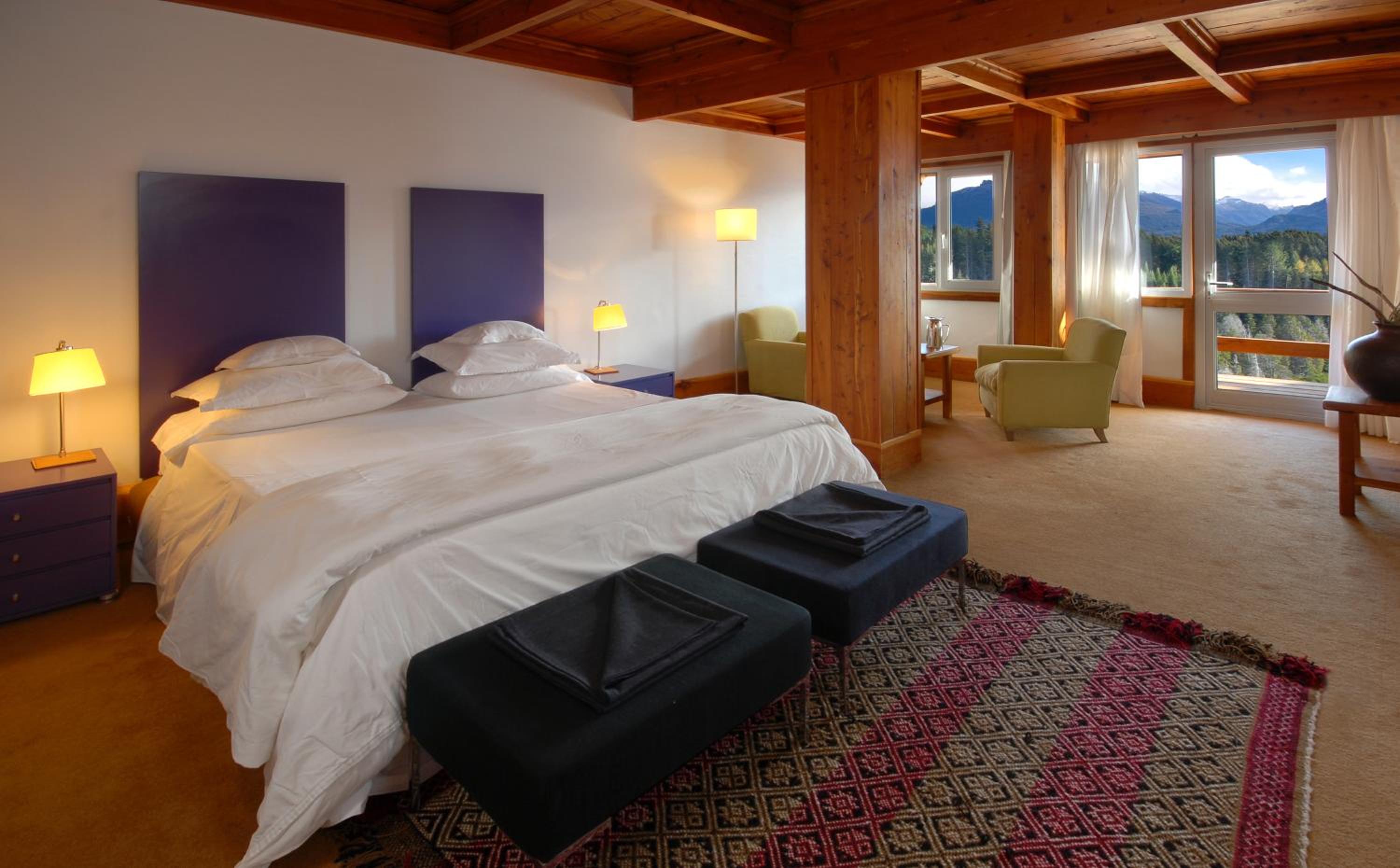 Suite with Lake View photo 1