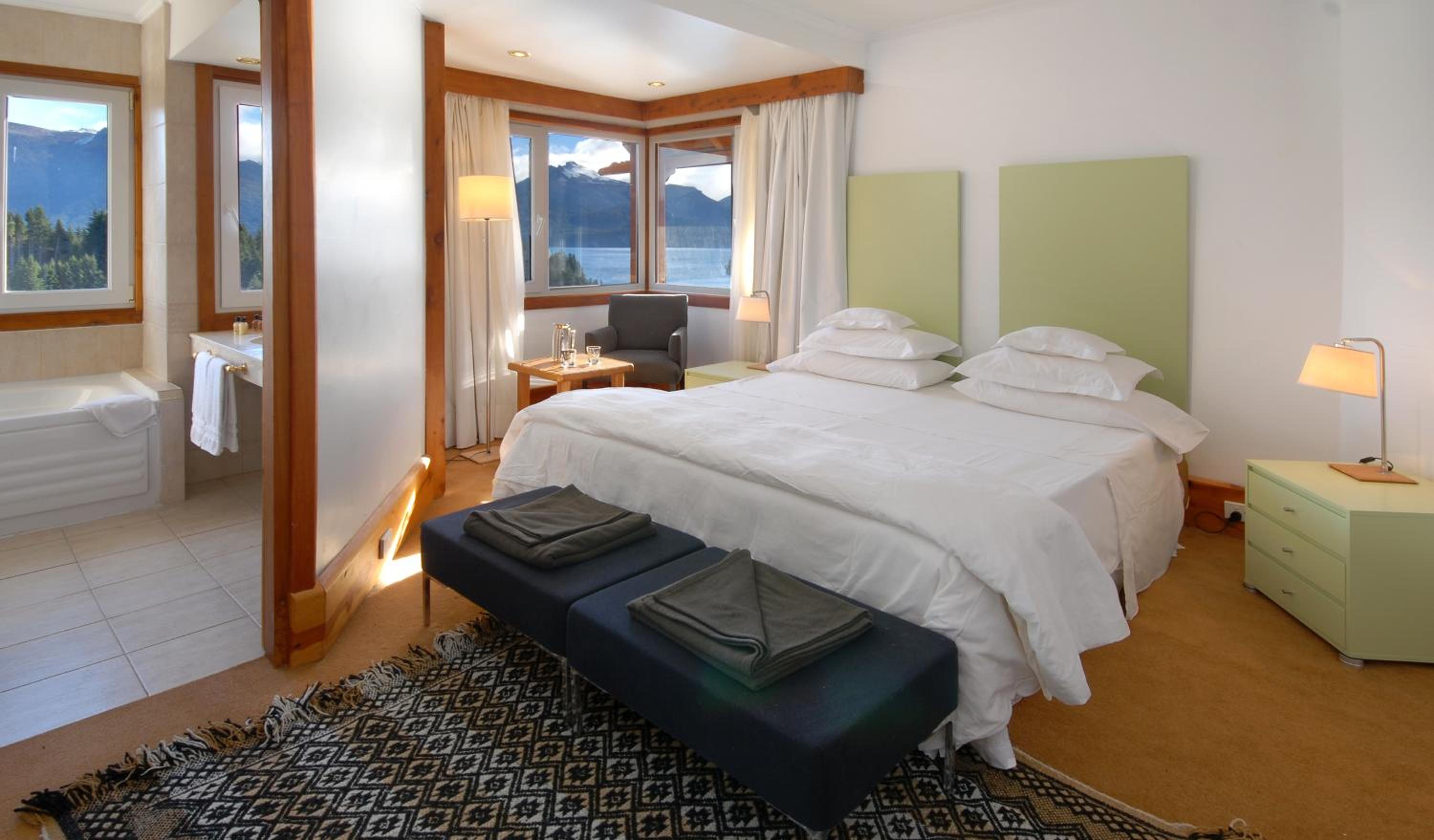 Single Room with Lake View photo 3