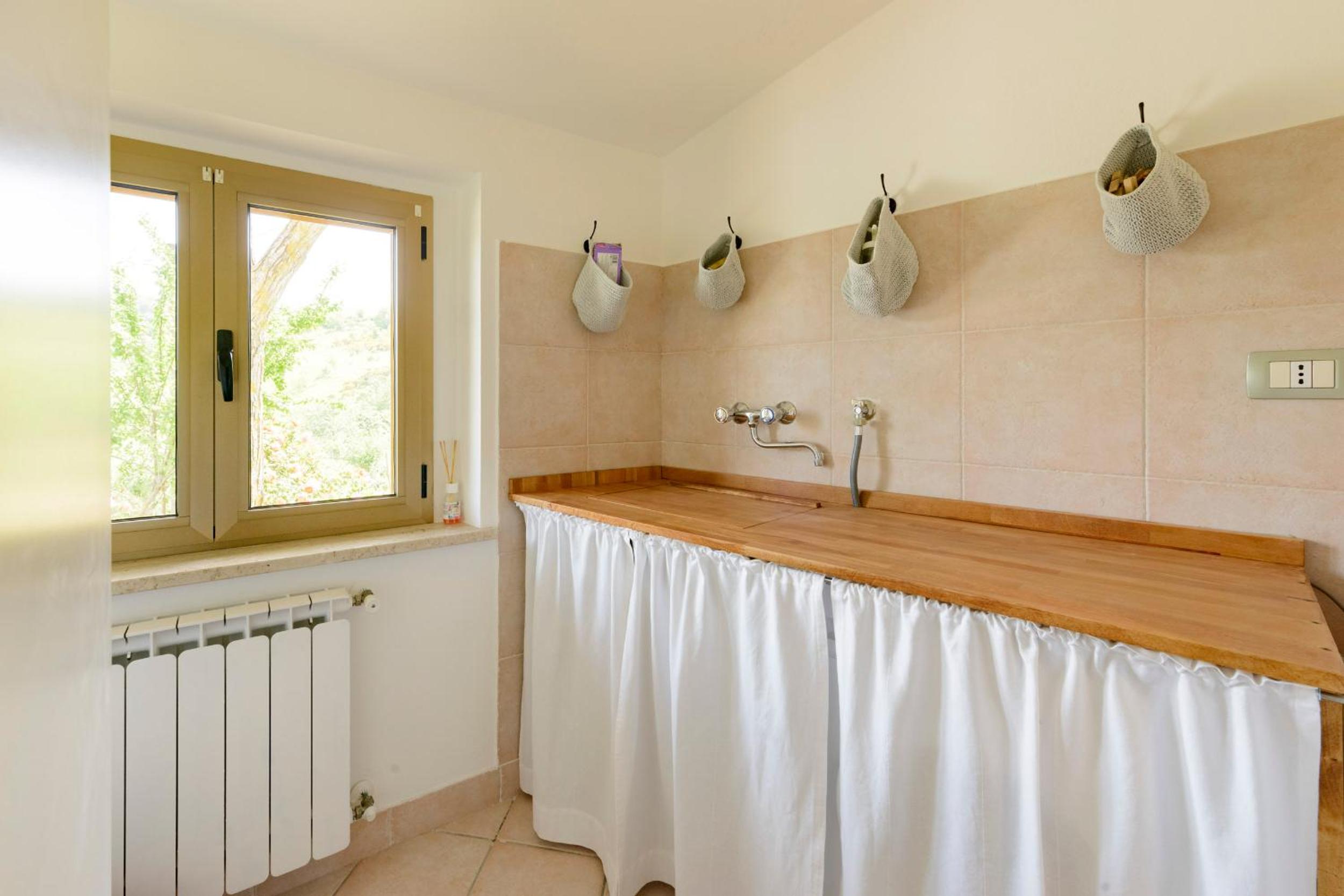 Two-Bedroom House - Photo 32