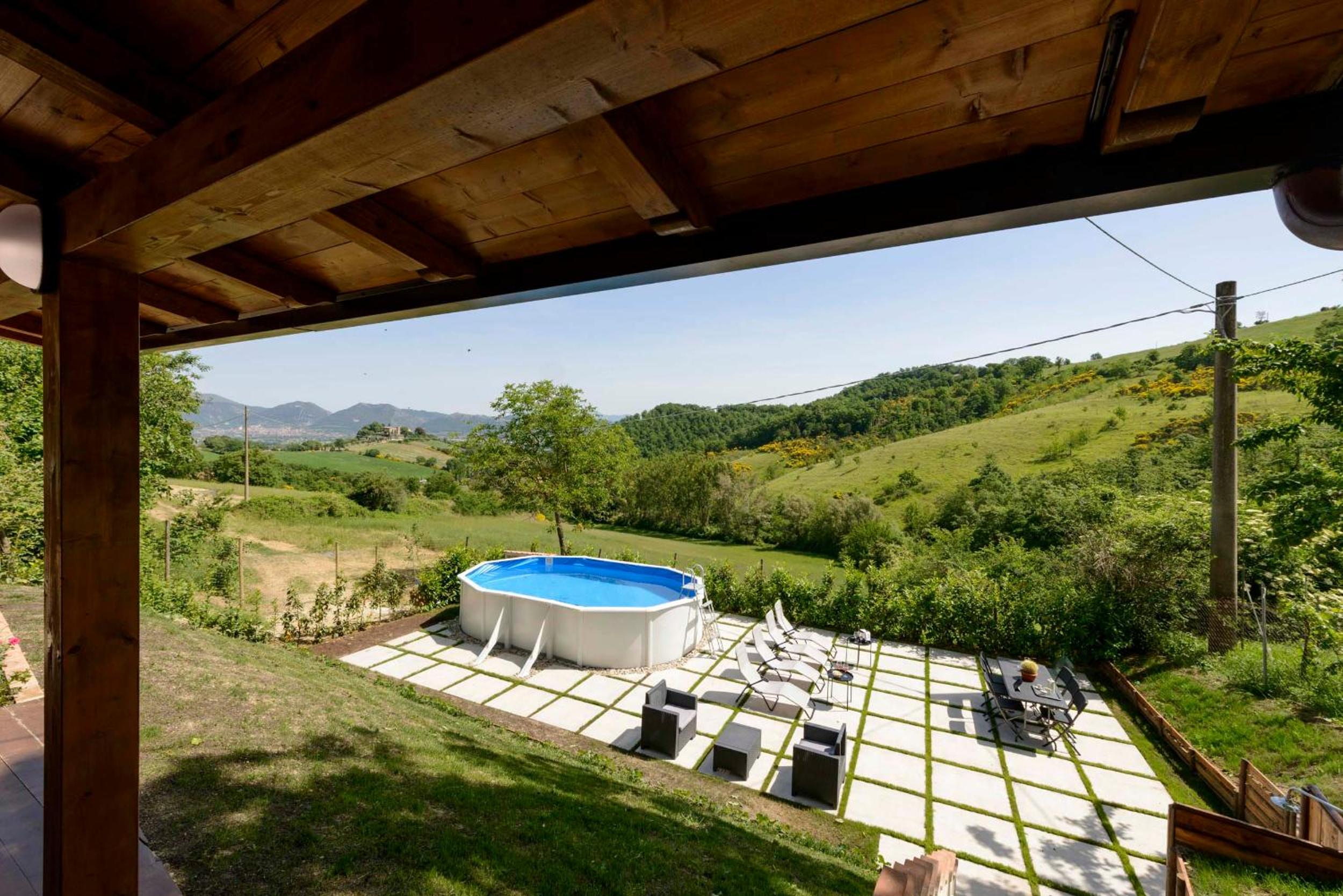 Two-Bedroom House - Photo 3