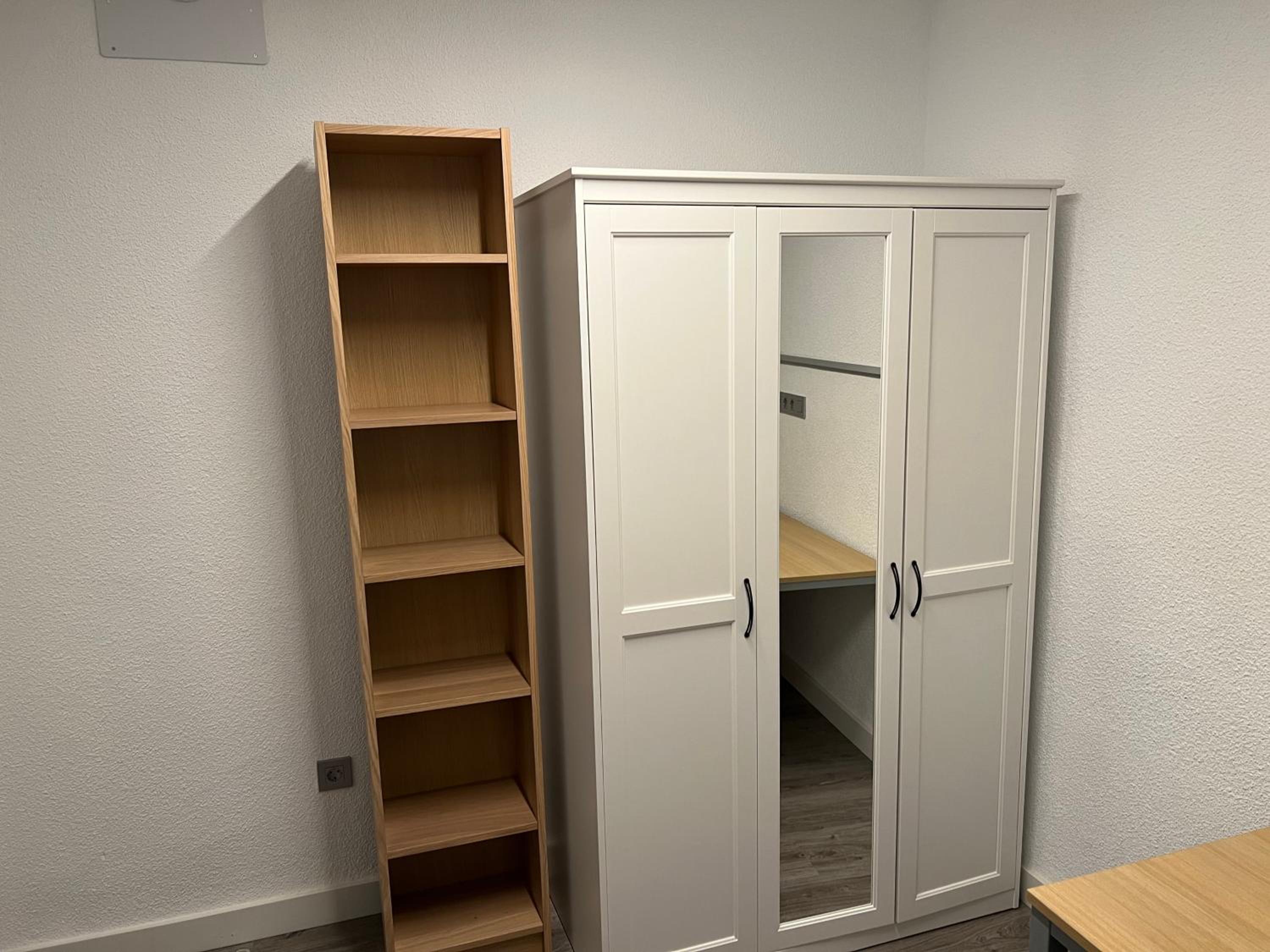 Single Room photo 2