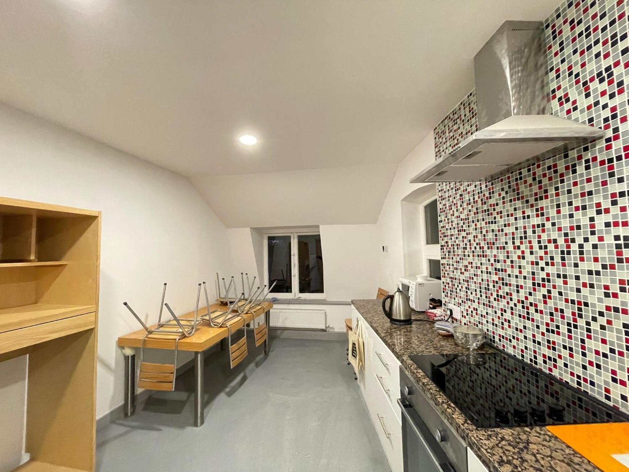 Double Room - Photo 9