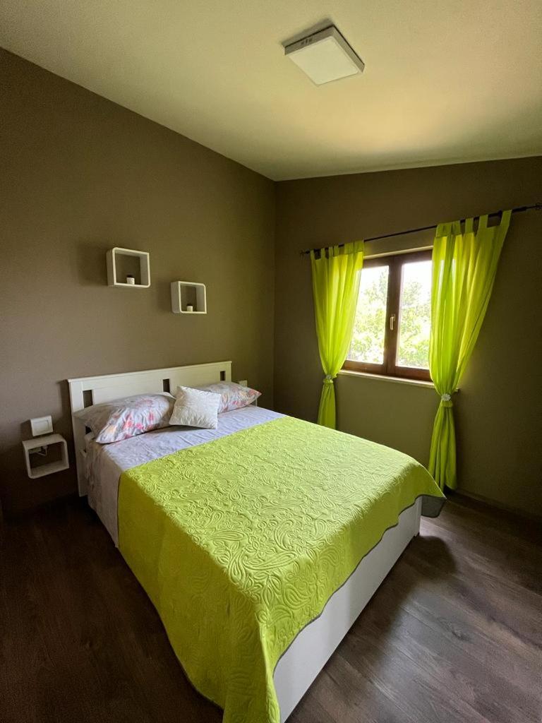 Two-Bedroom Apartment - Photo 2