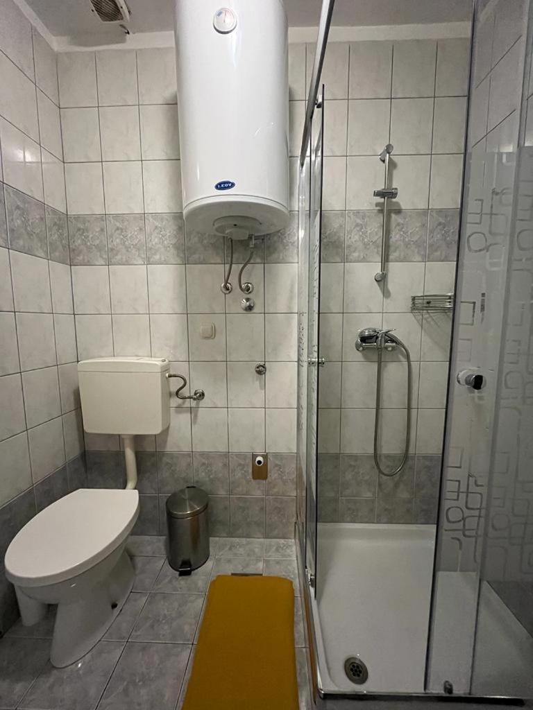 Two-Bedroom Apartment - Photo 4
