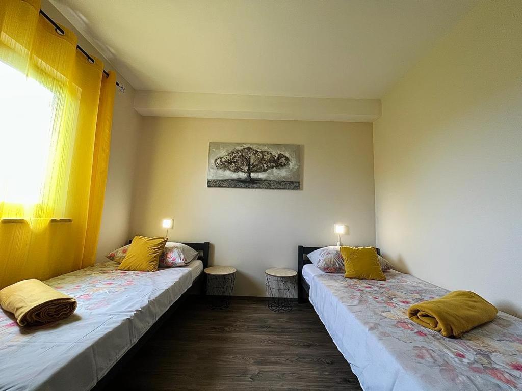 Two-Bedroom Apartment - Photo 6