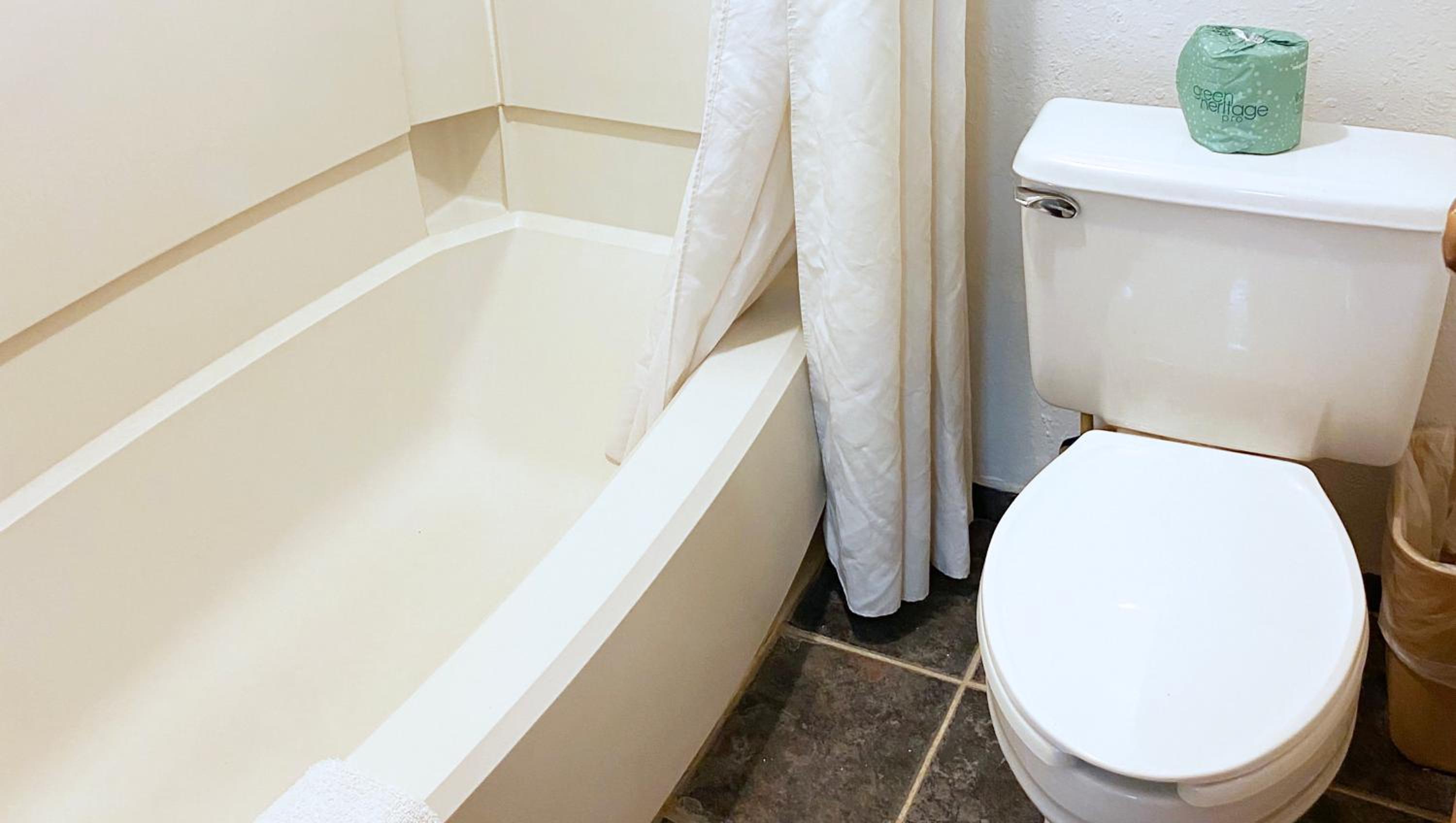 Double Room with Two Double Beds - Non-Smoking - Photo 7