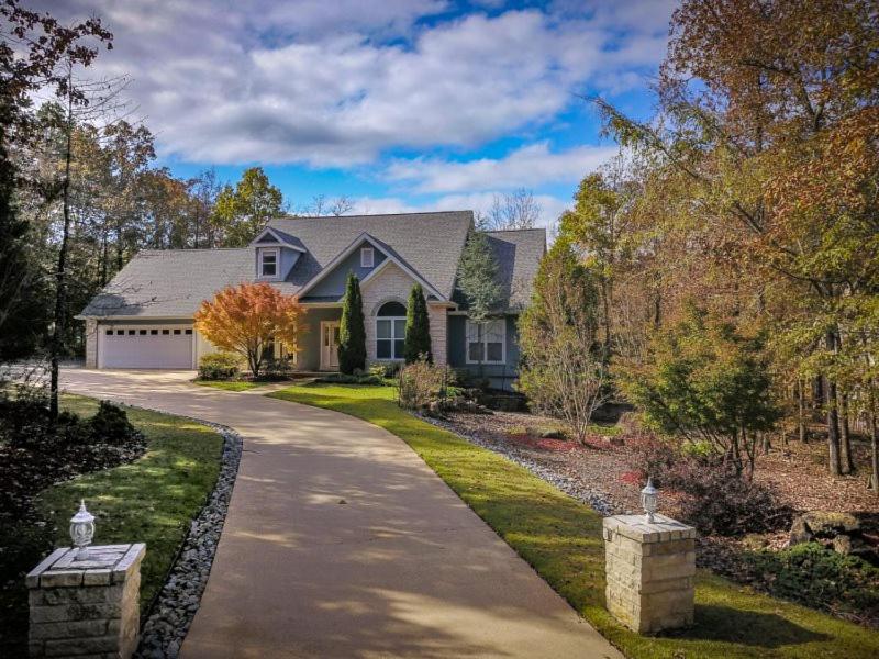 Four-Bedroom Holiday Home photo 2