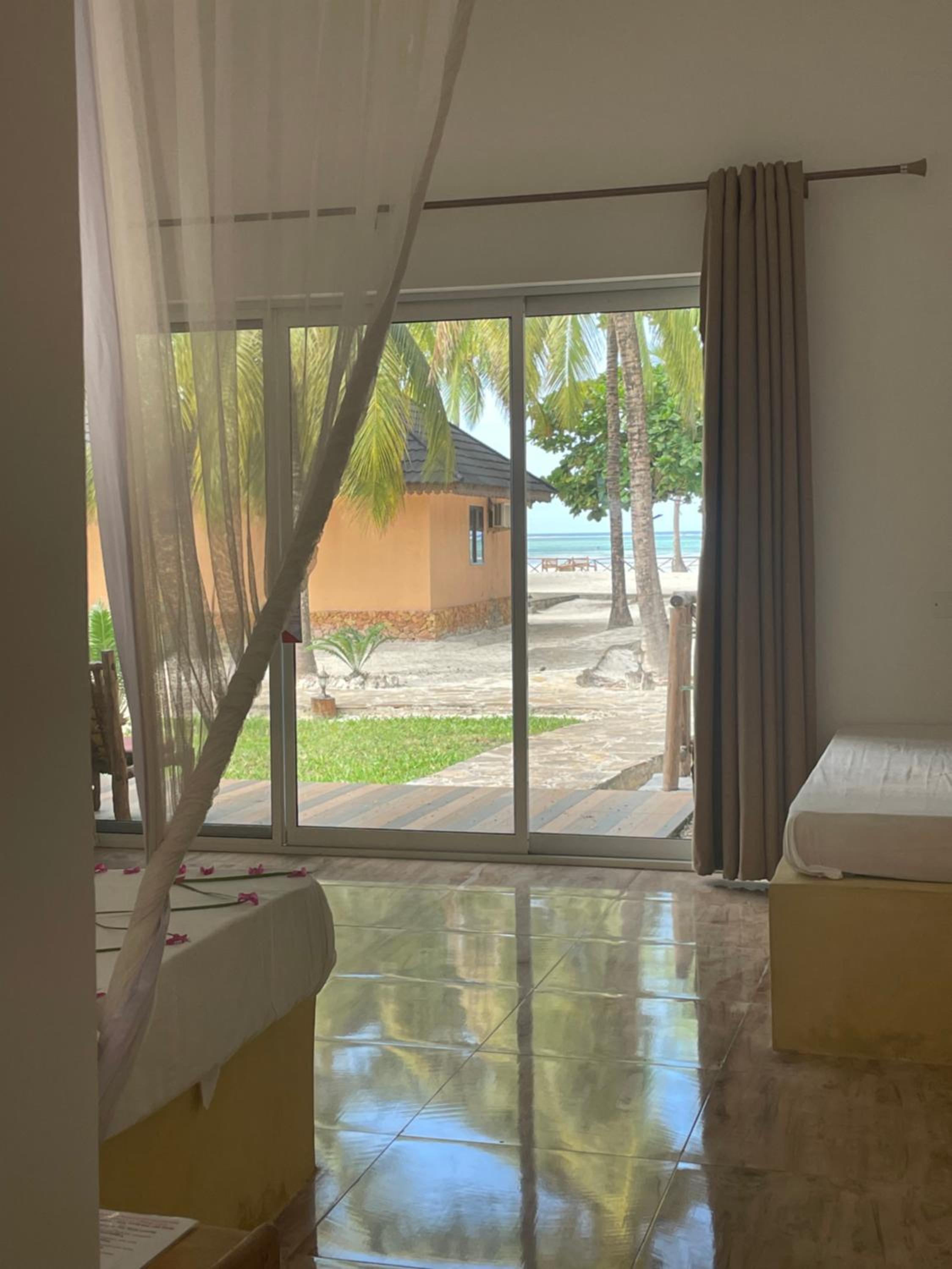 Deluxe Room with Garden View - Photo 32