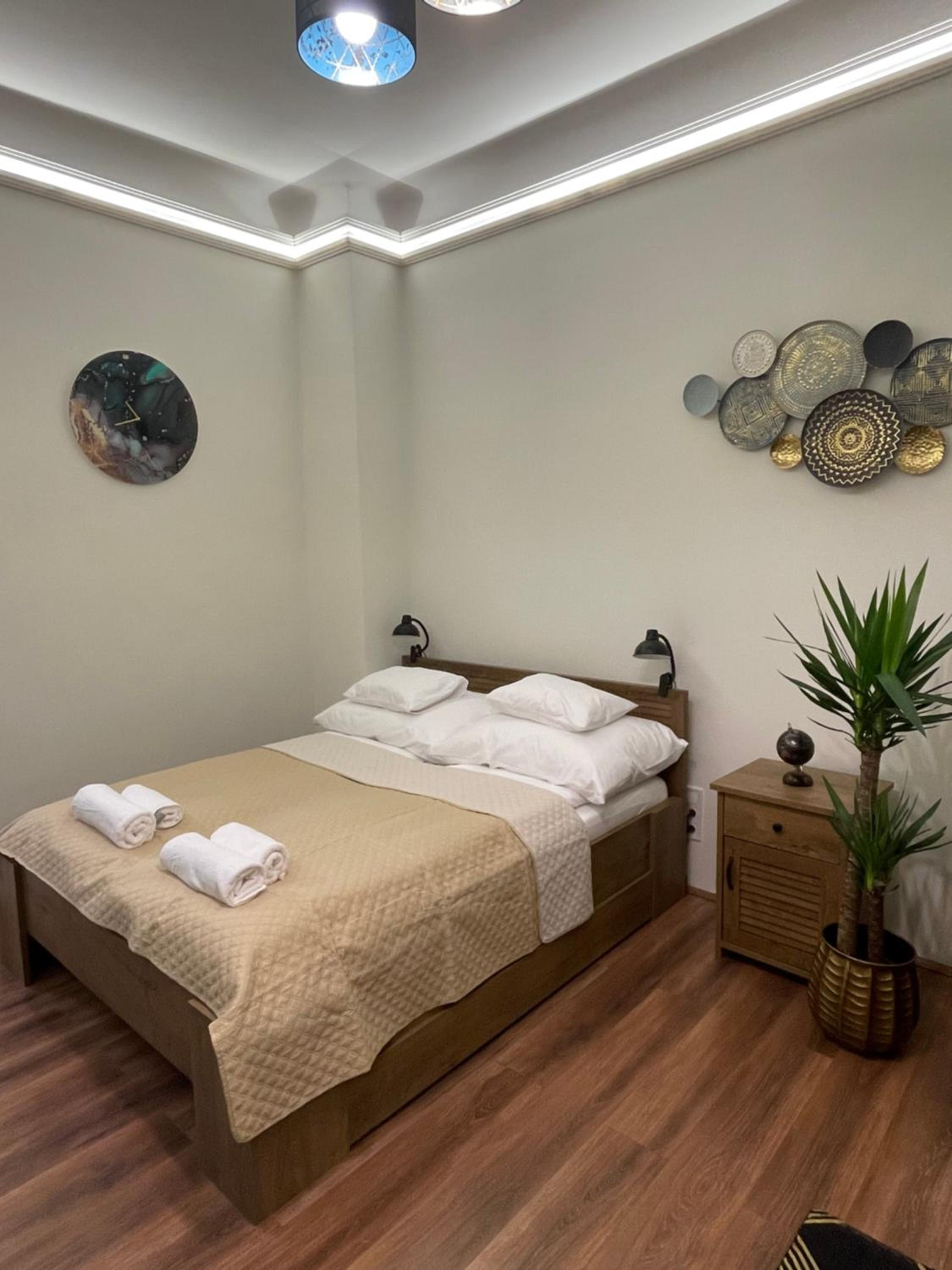 One-Bedroom Apartment - Photo 38