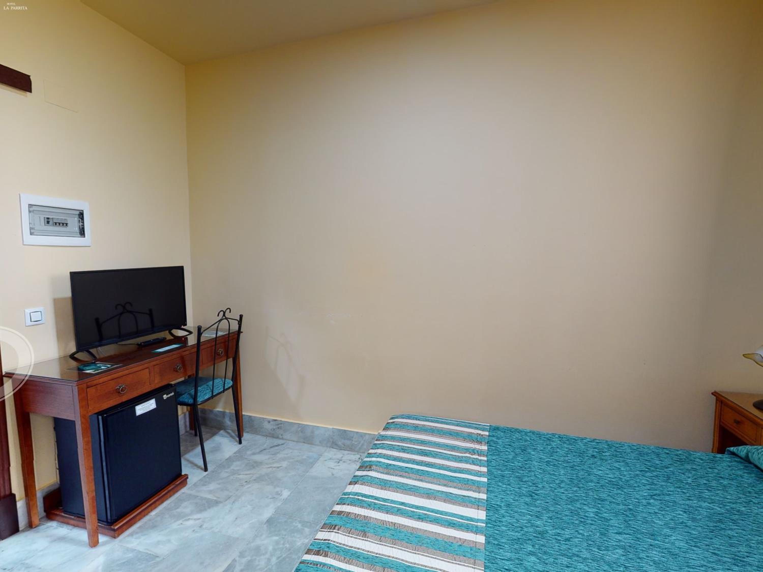 Single Room photo 3