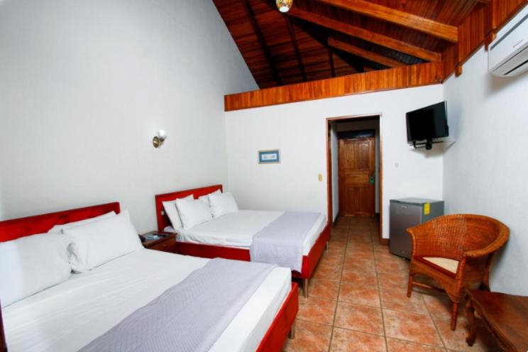 Superior Quadruple Room photo 1