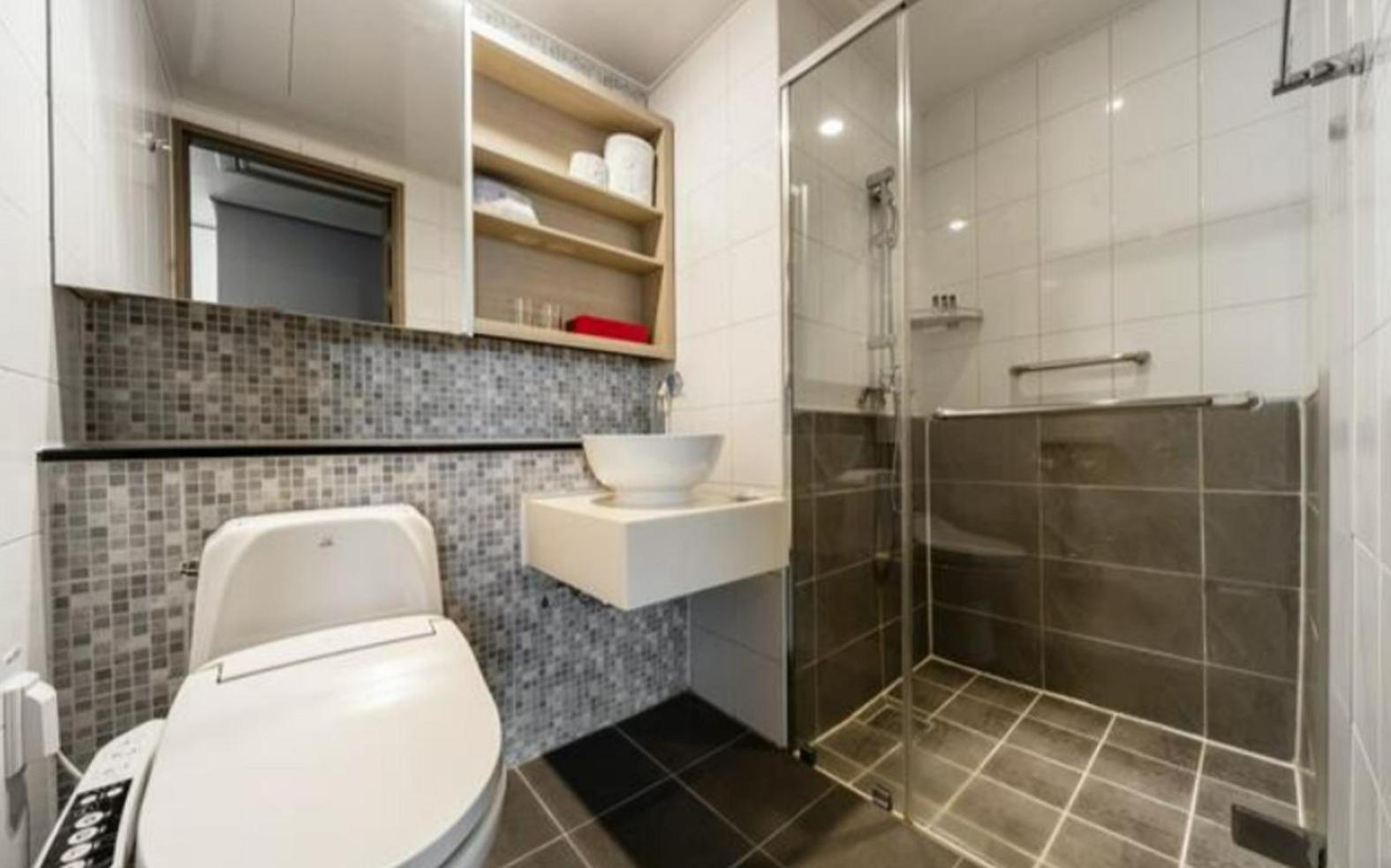 Superior Twin Room - Photo 4