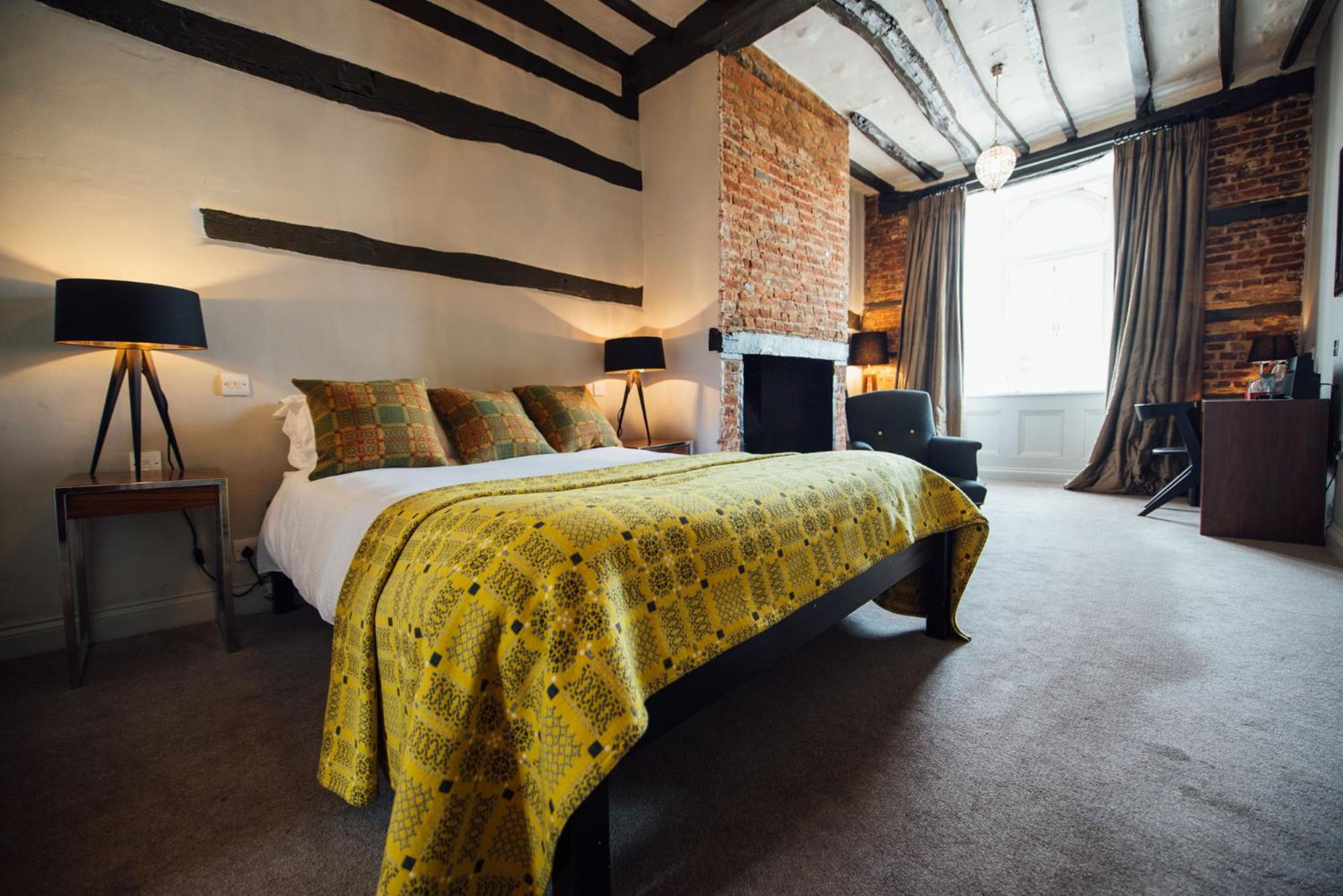 Deluxe King Room photo 1