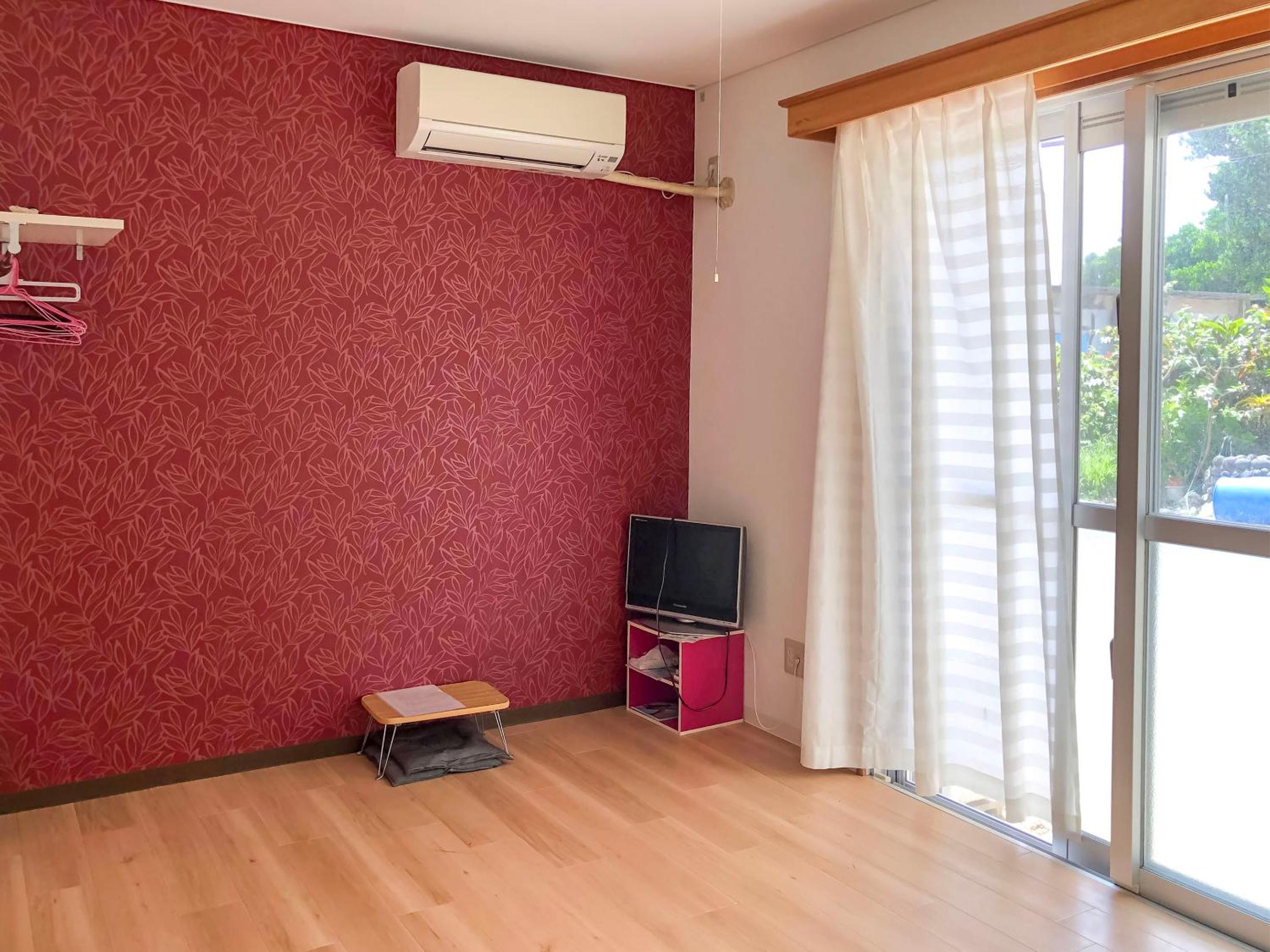 Family Room - Photo 3