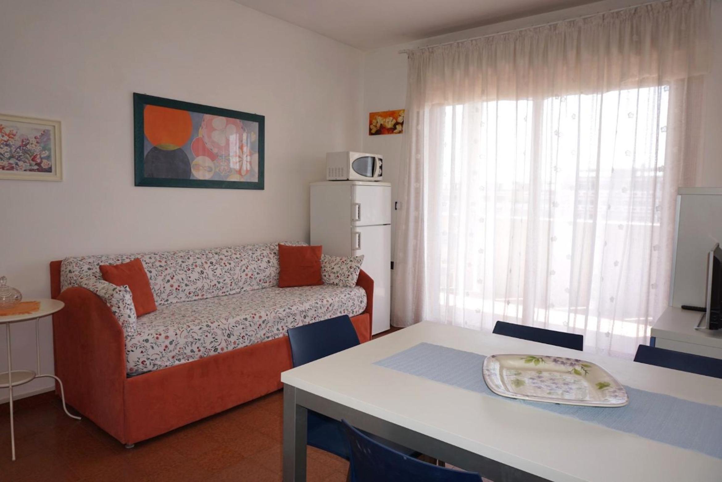 Apartment photo 1