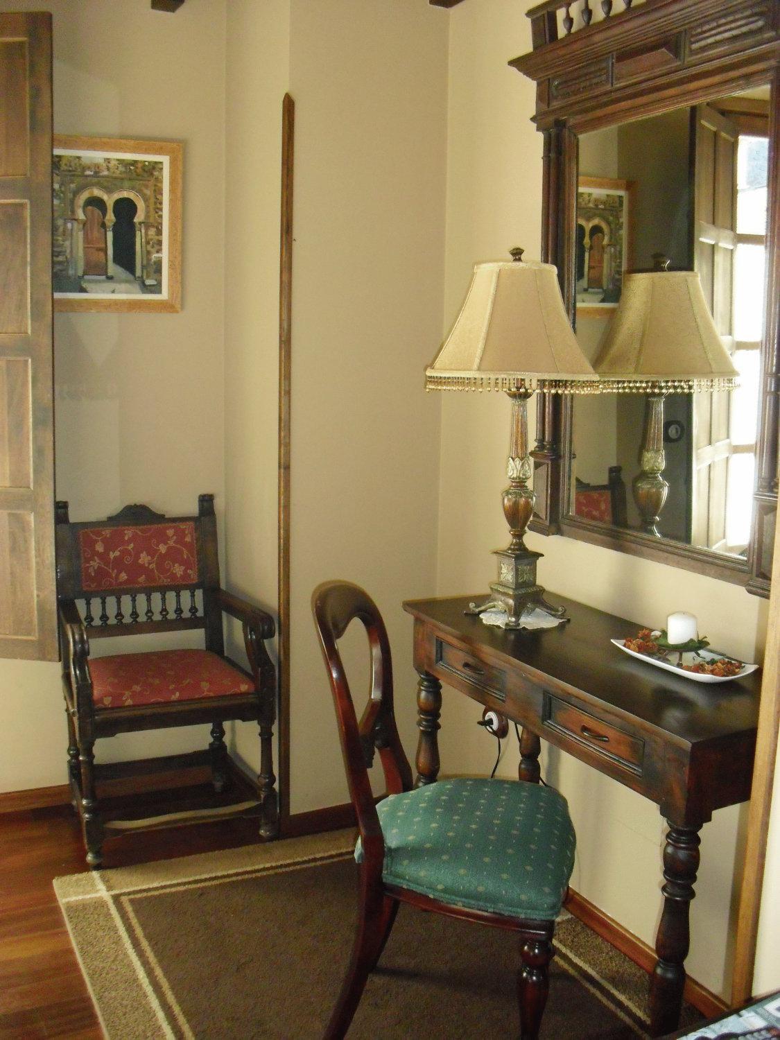 Twin Room - Photo 5