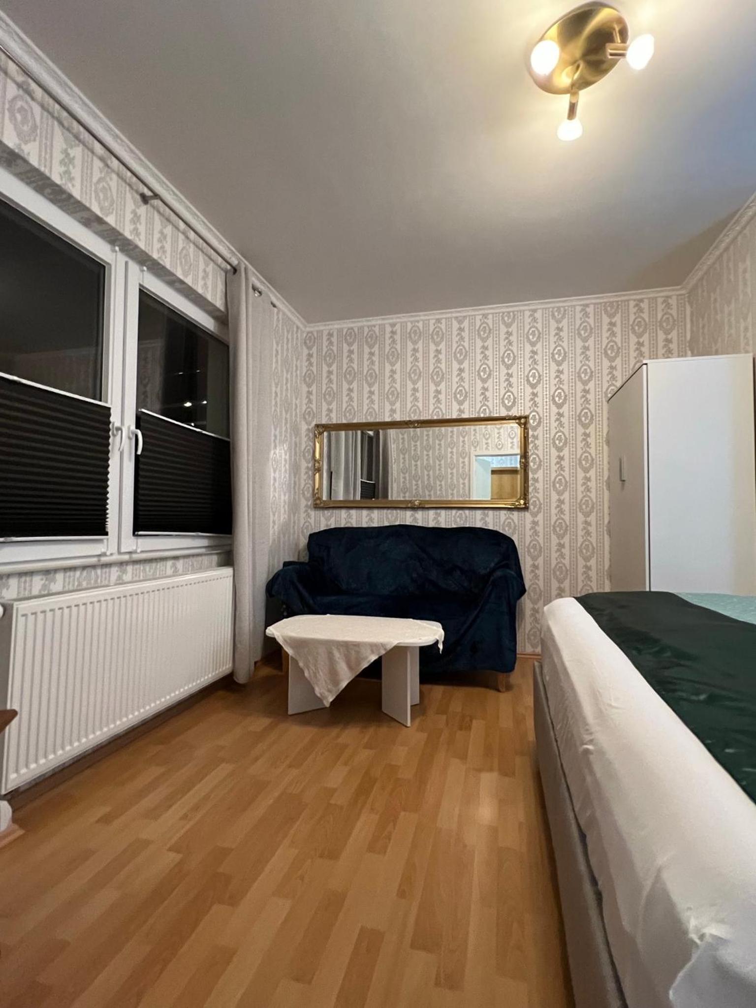 Double Room - Photo 11