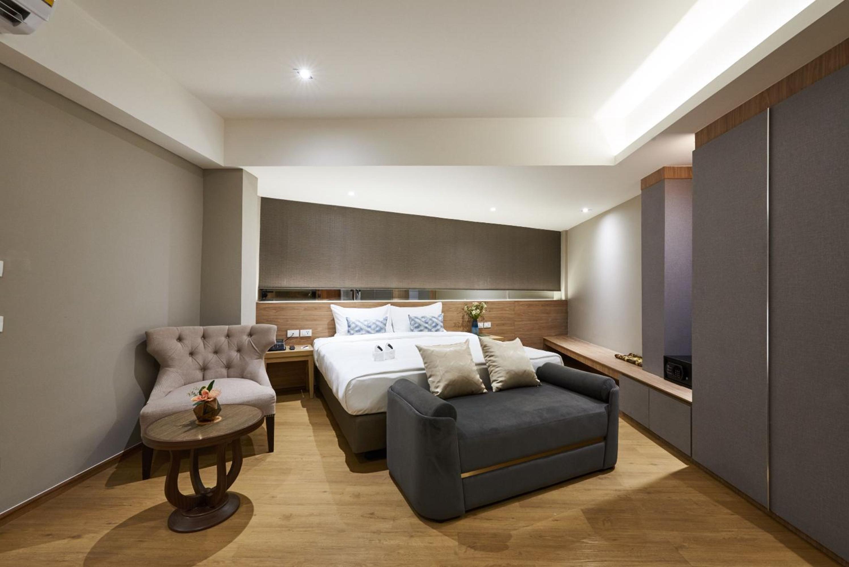 Superior King Room photo 1