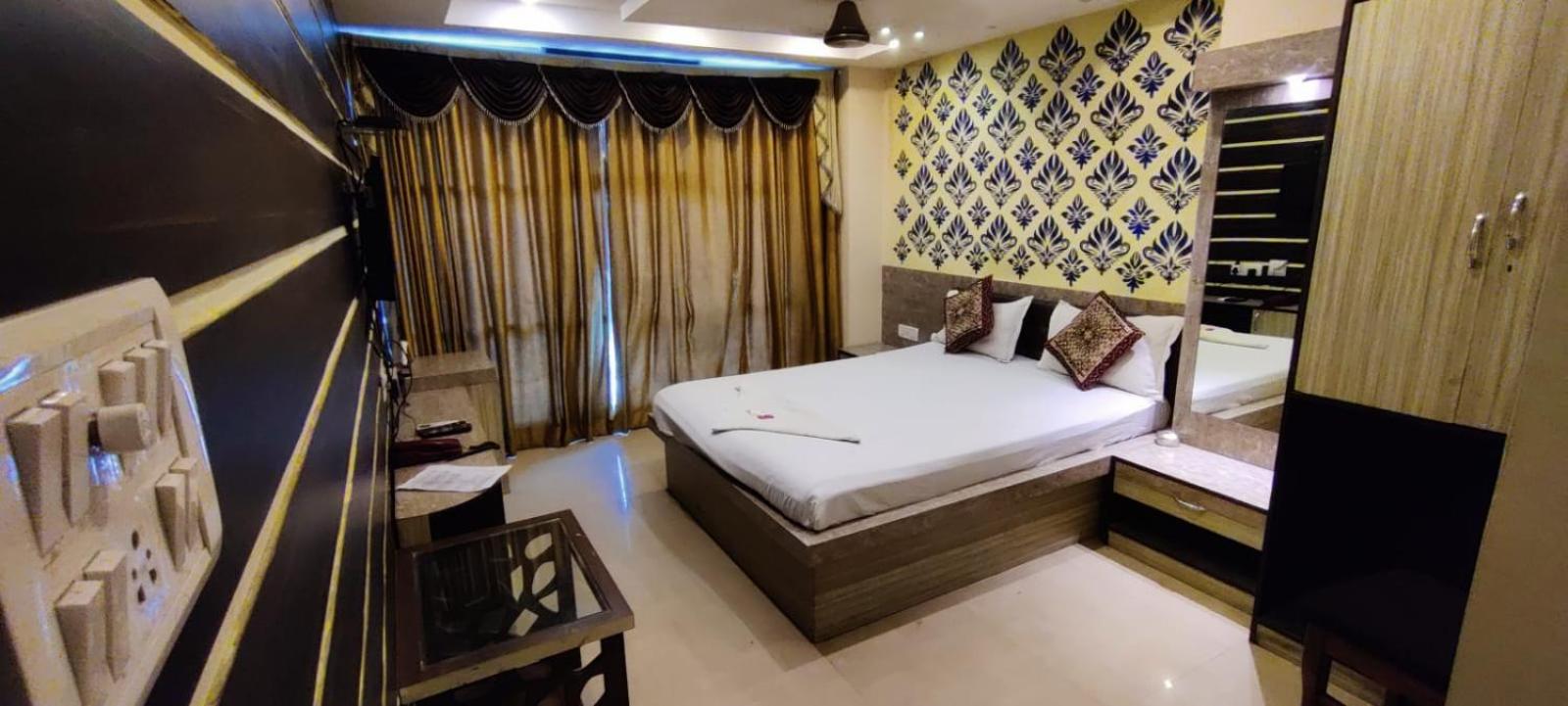 Deluxe Suite - Photo 3
