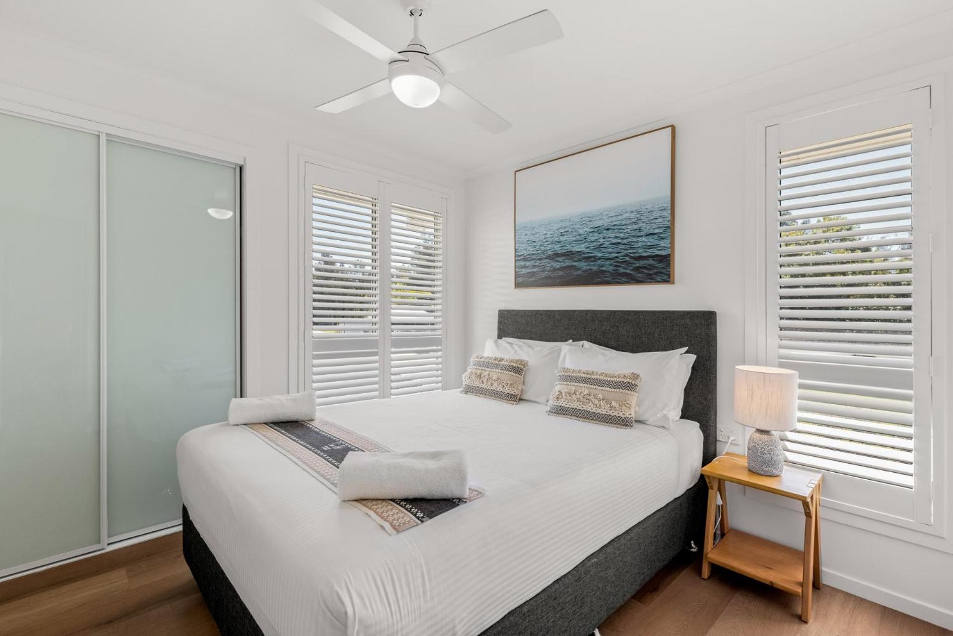 Easily Accessible Three-Bedroom Villa - Photo 8
