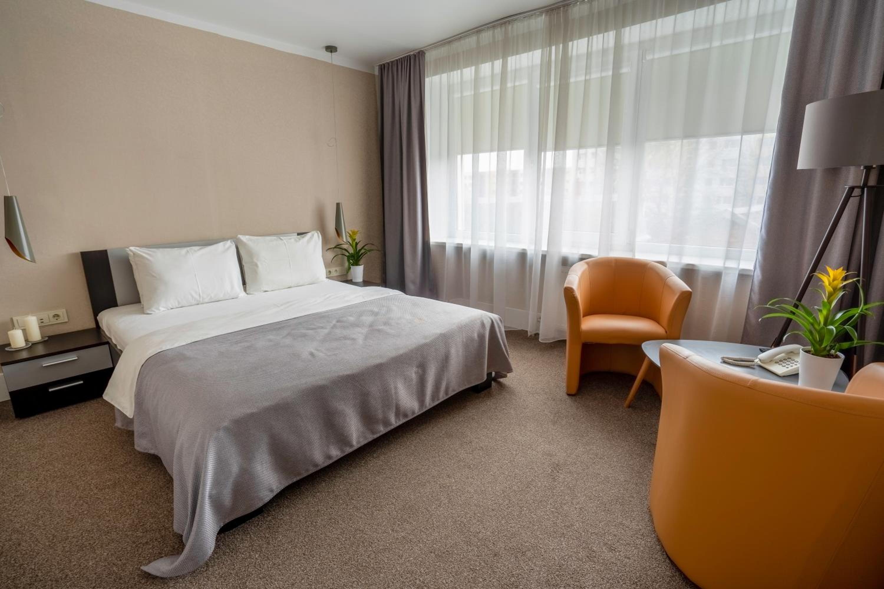 Double Room - Photo 2