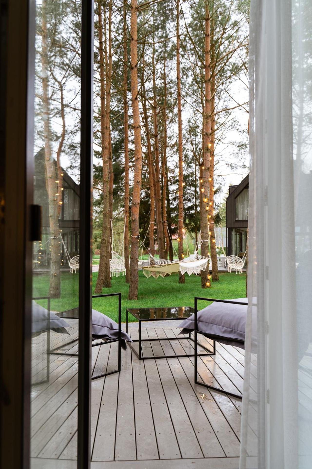 Apartment with Terrace - Photo 13