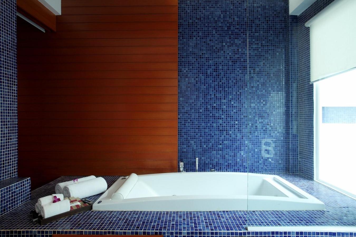 Pool Villa with Daily Complimentary Mini-bar - Photo 13