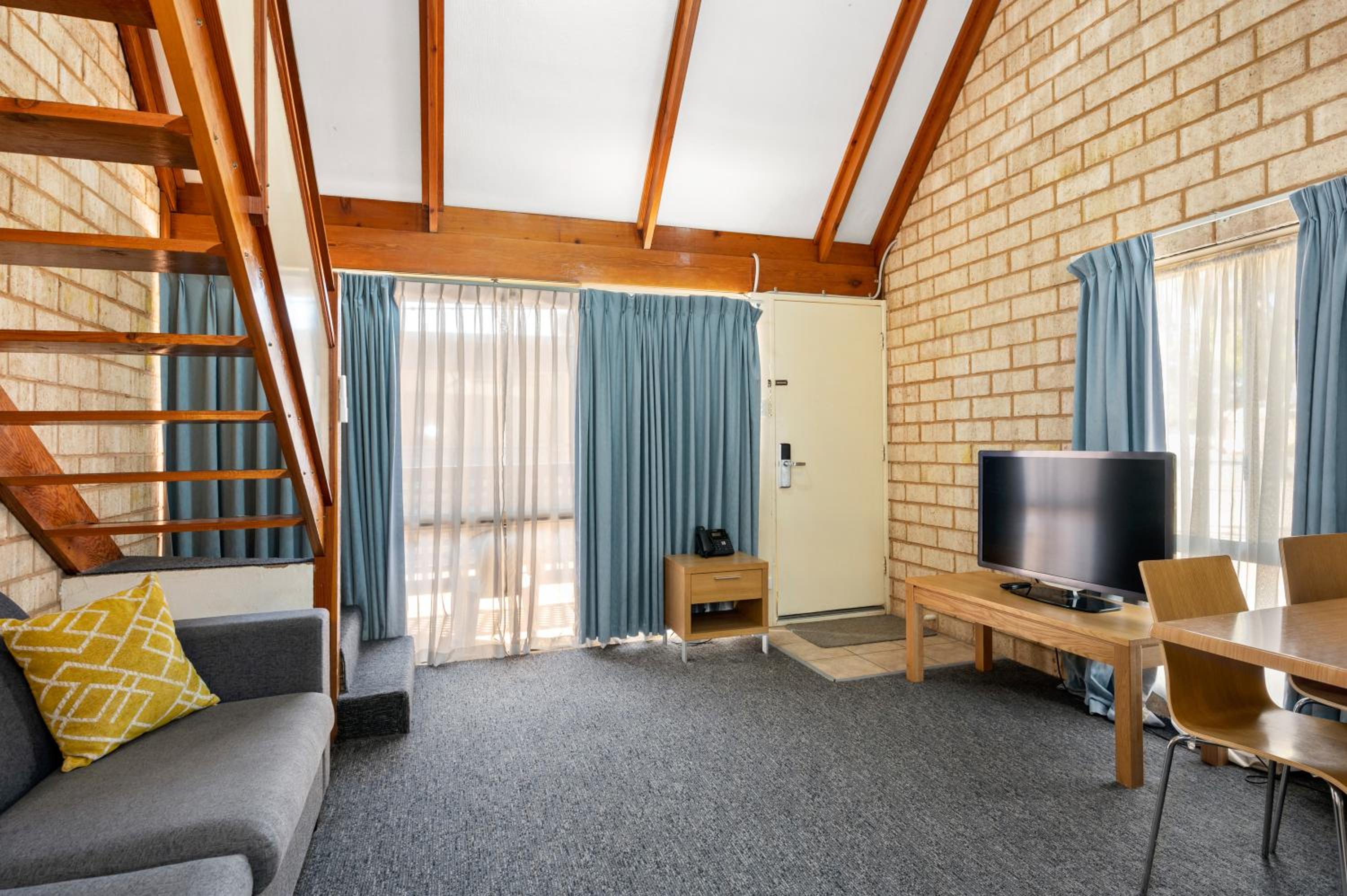 Executive One-Bedroom Apartment