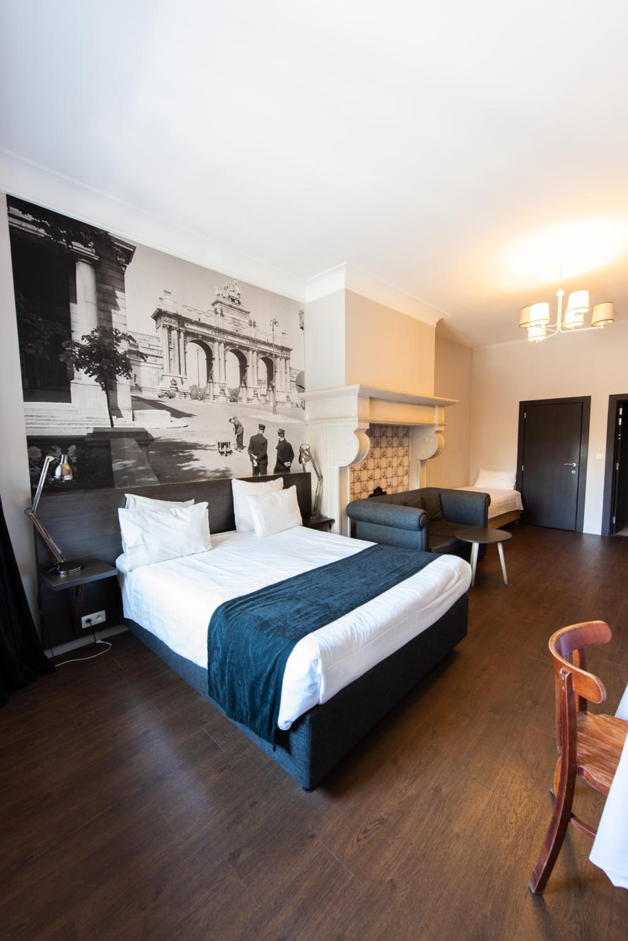 Double Room with View - Photo 19