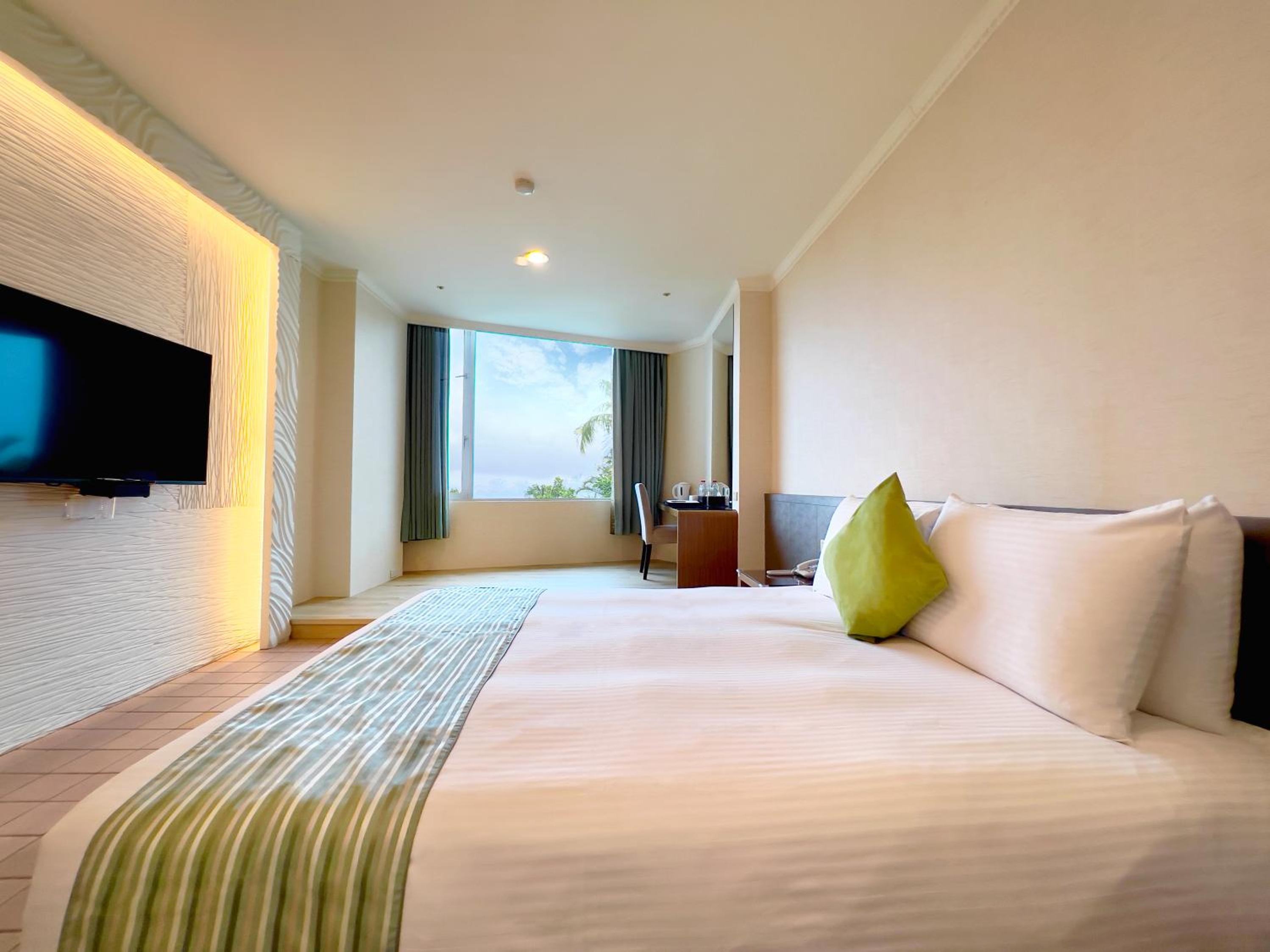 Japanese-Western Style Room