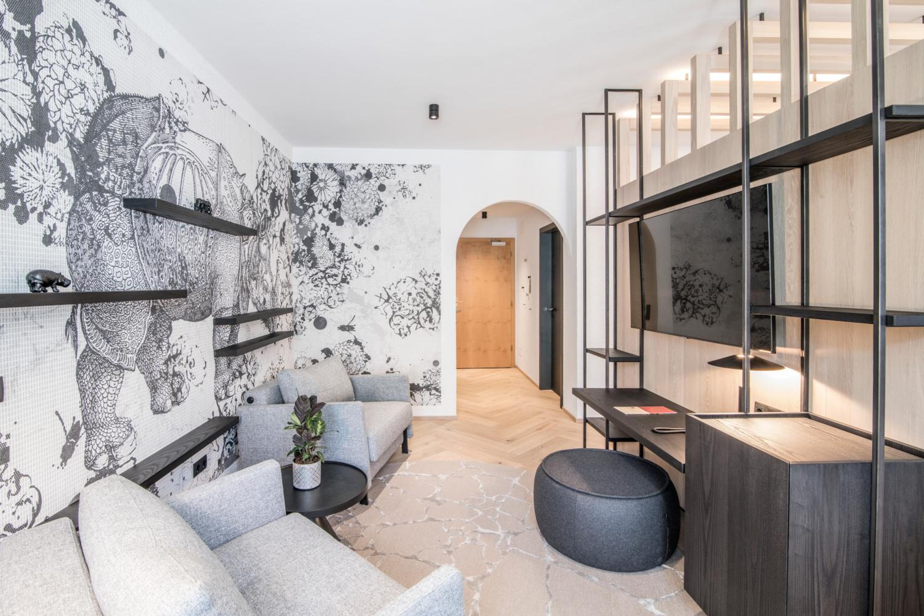 Deluxe suite