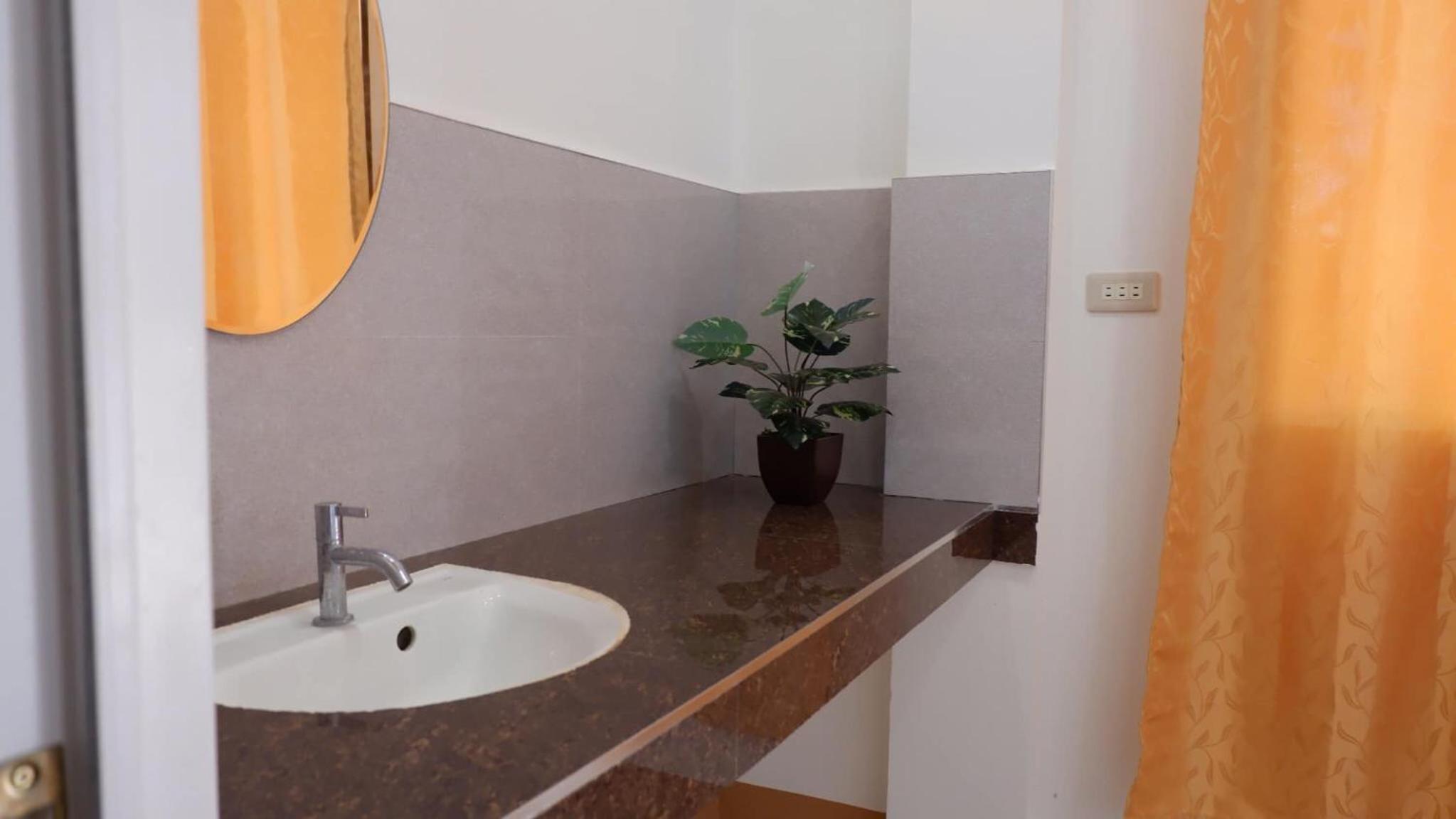 Double Room with Terrace - Photo 8