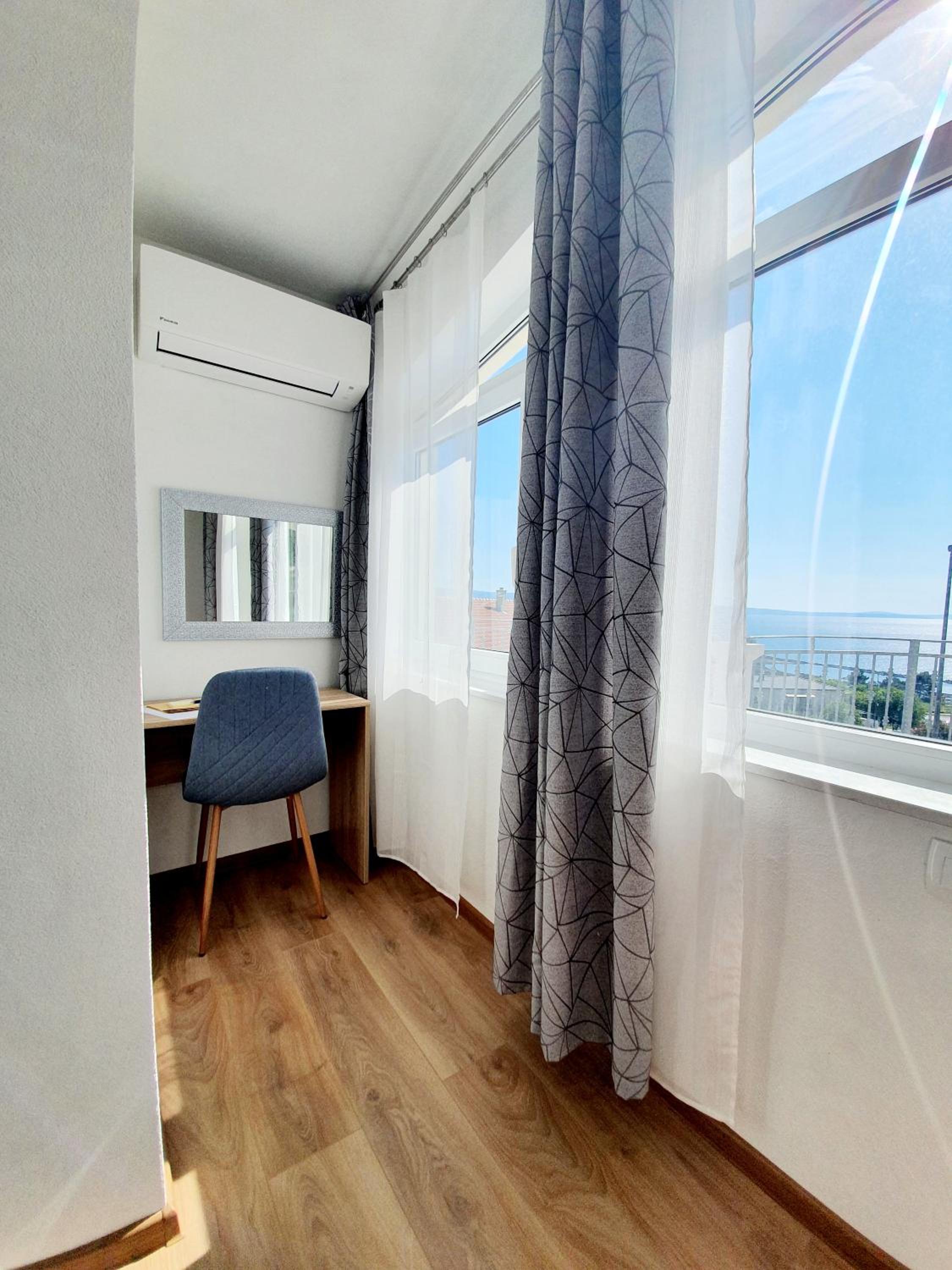 Apartment with Sea View photo 2