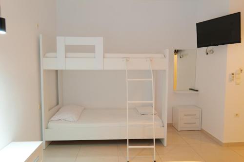 Quadruple Room photo 2
