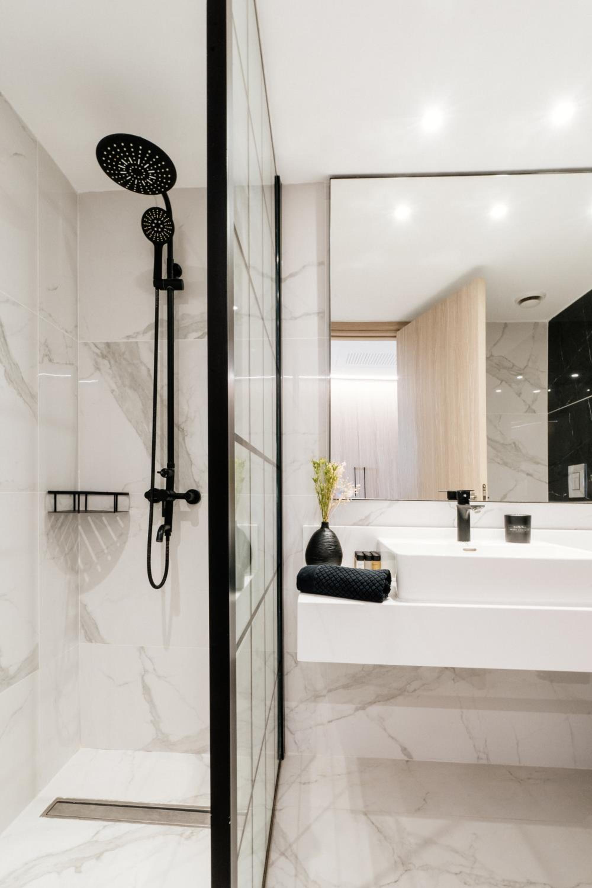 Junior Suite with Sea View - Photo 8