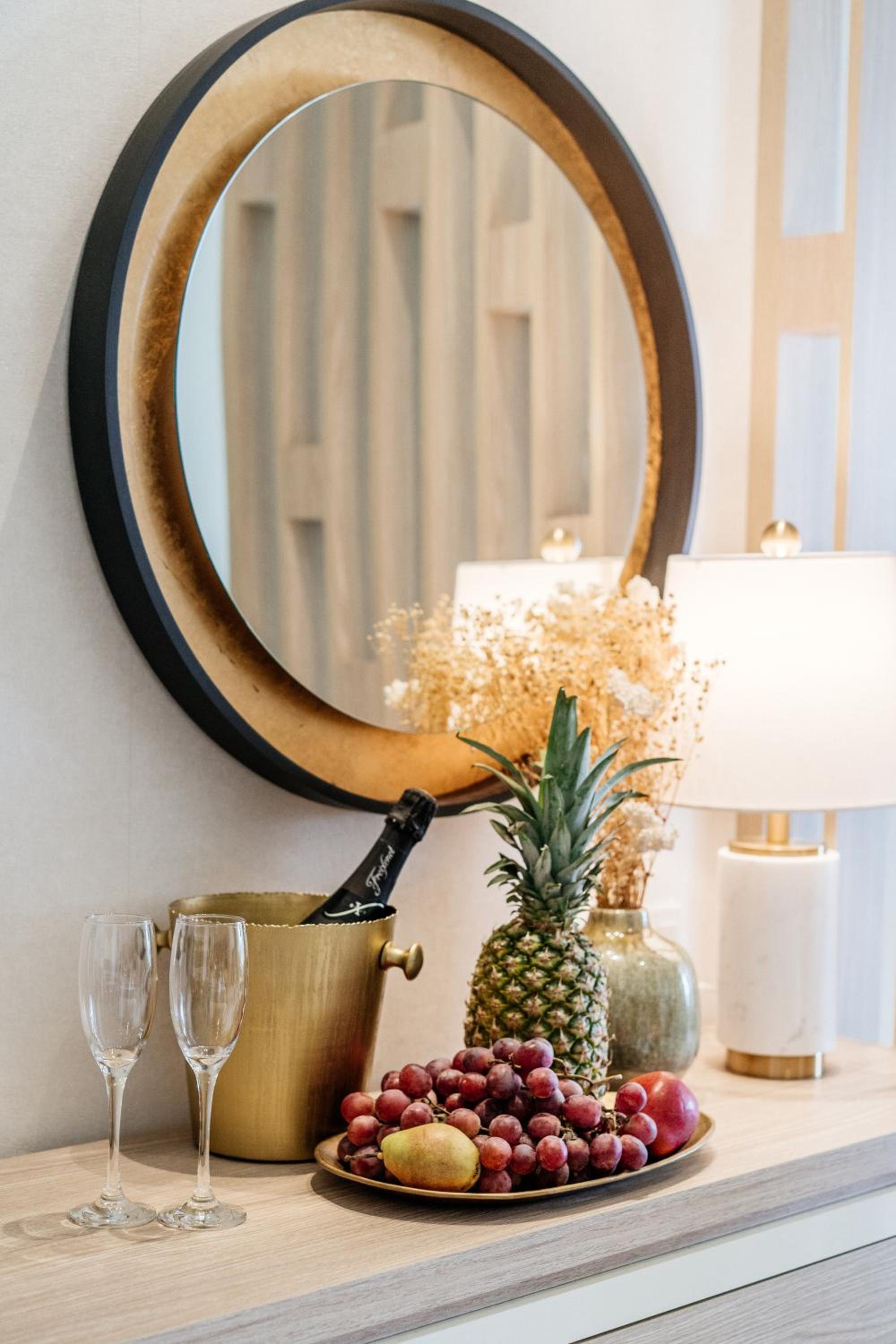 Junior Suite with Sea View - Photo 9