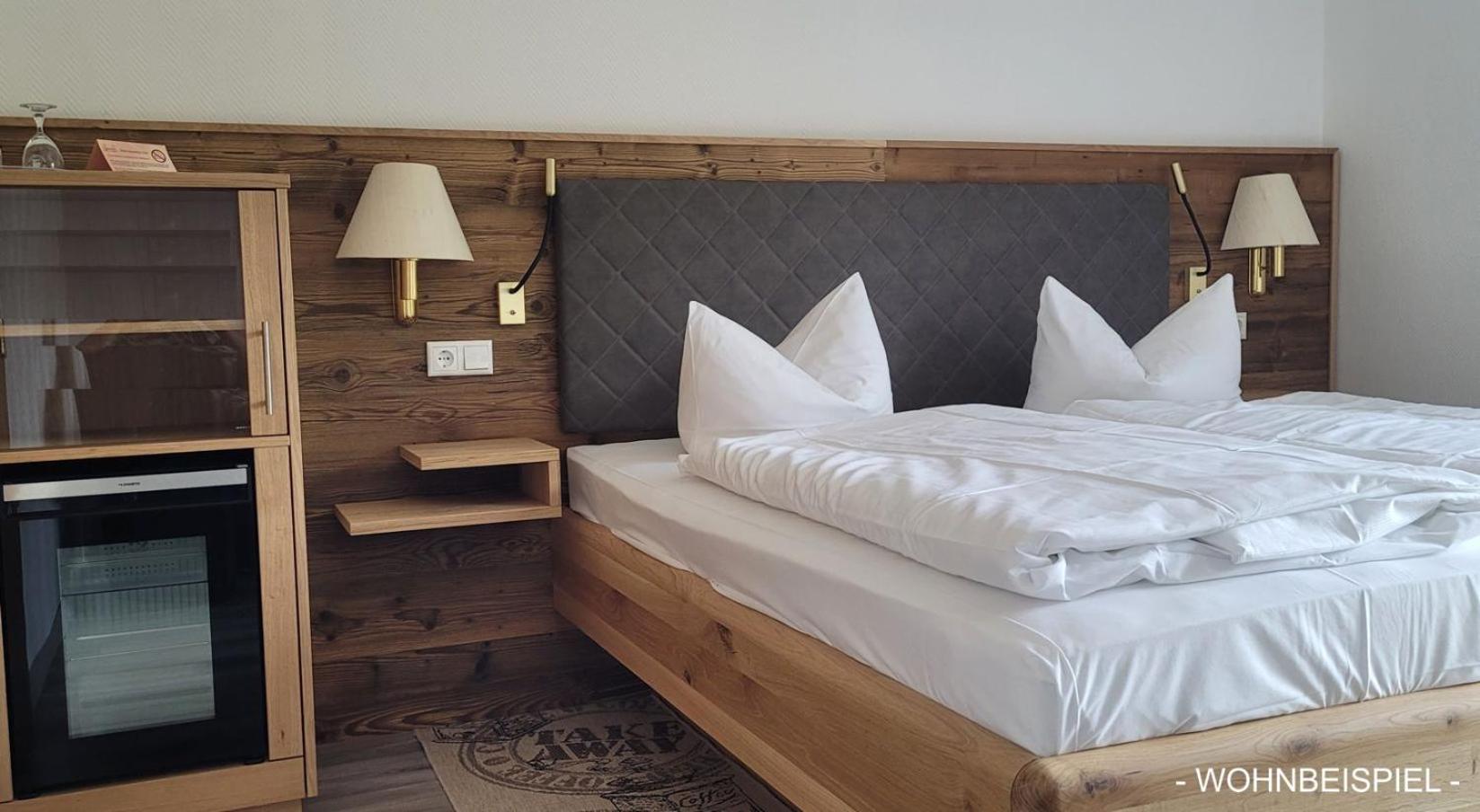 Double Room with Lake View - Photo 1