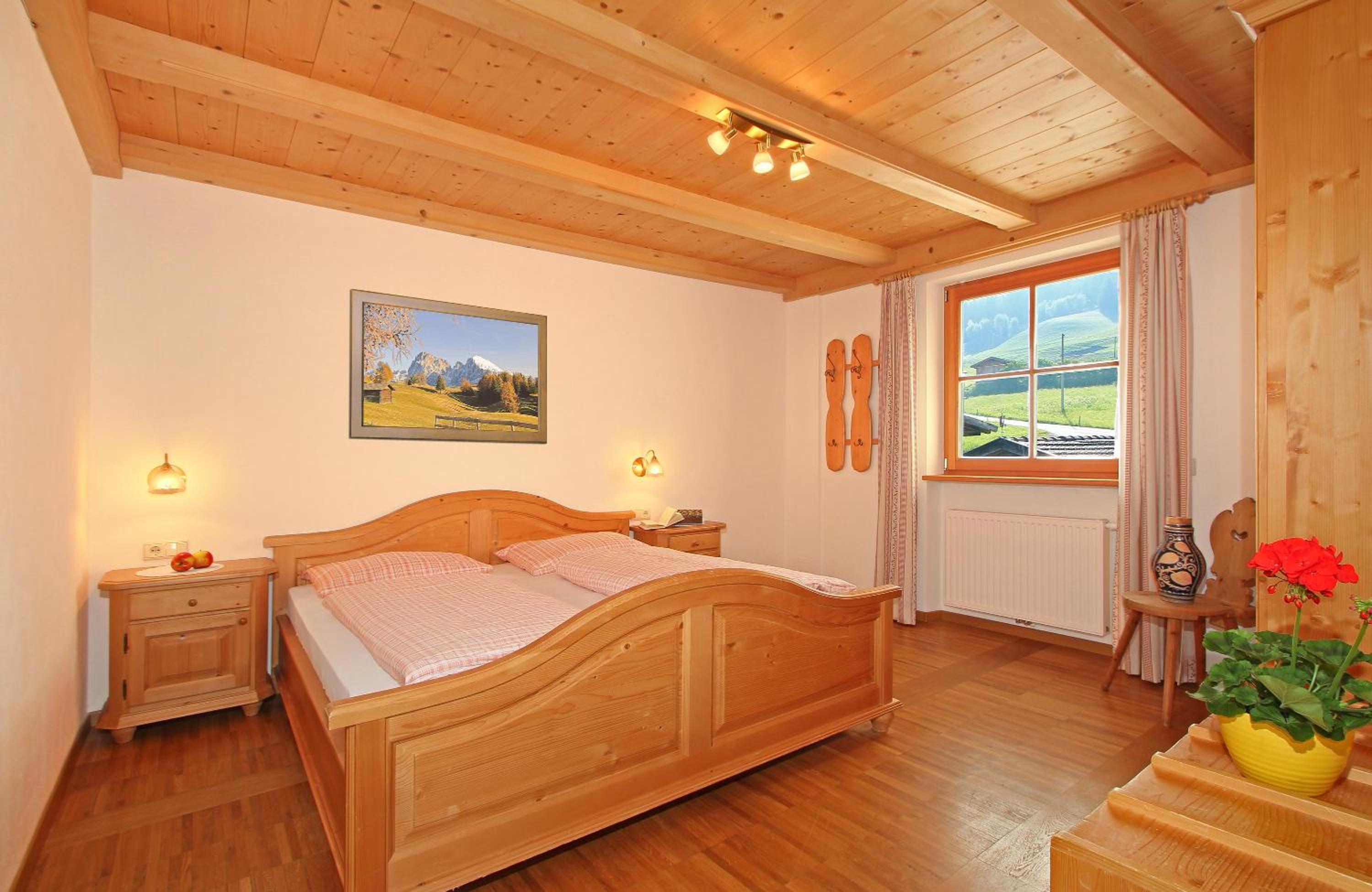 Two-Bedroom Deluxe Apartment with Garden View