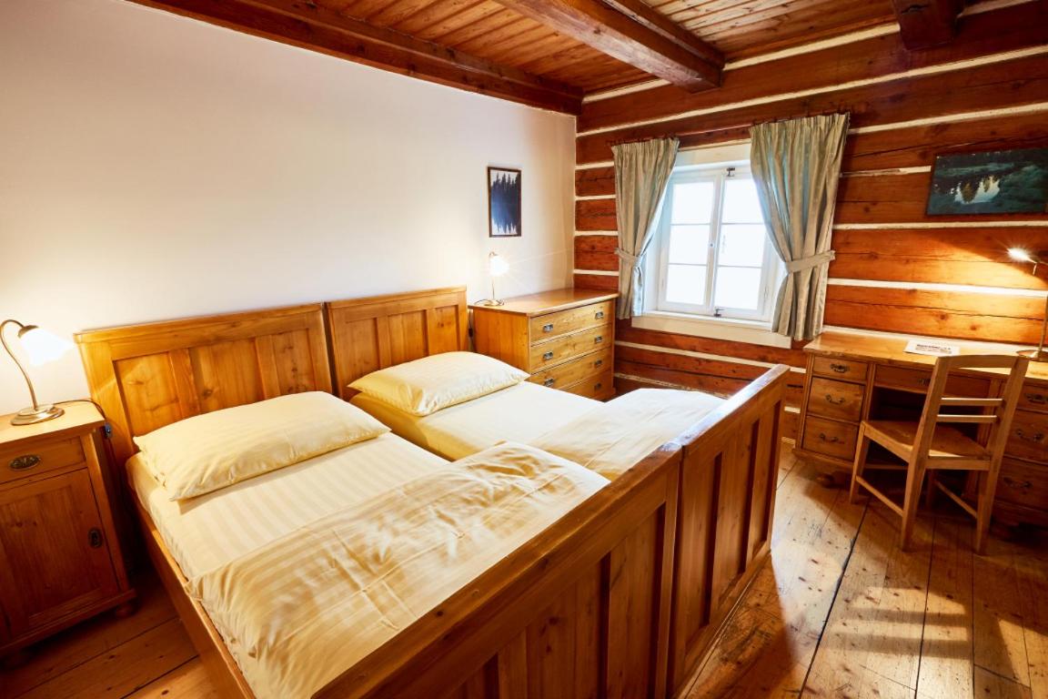 Double Room with Mountain View - Photo 6