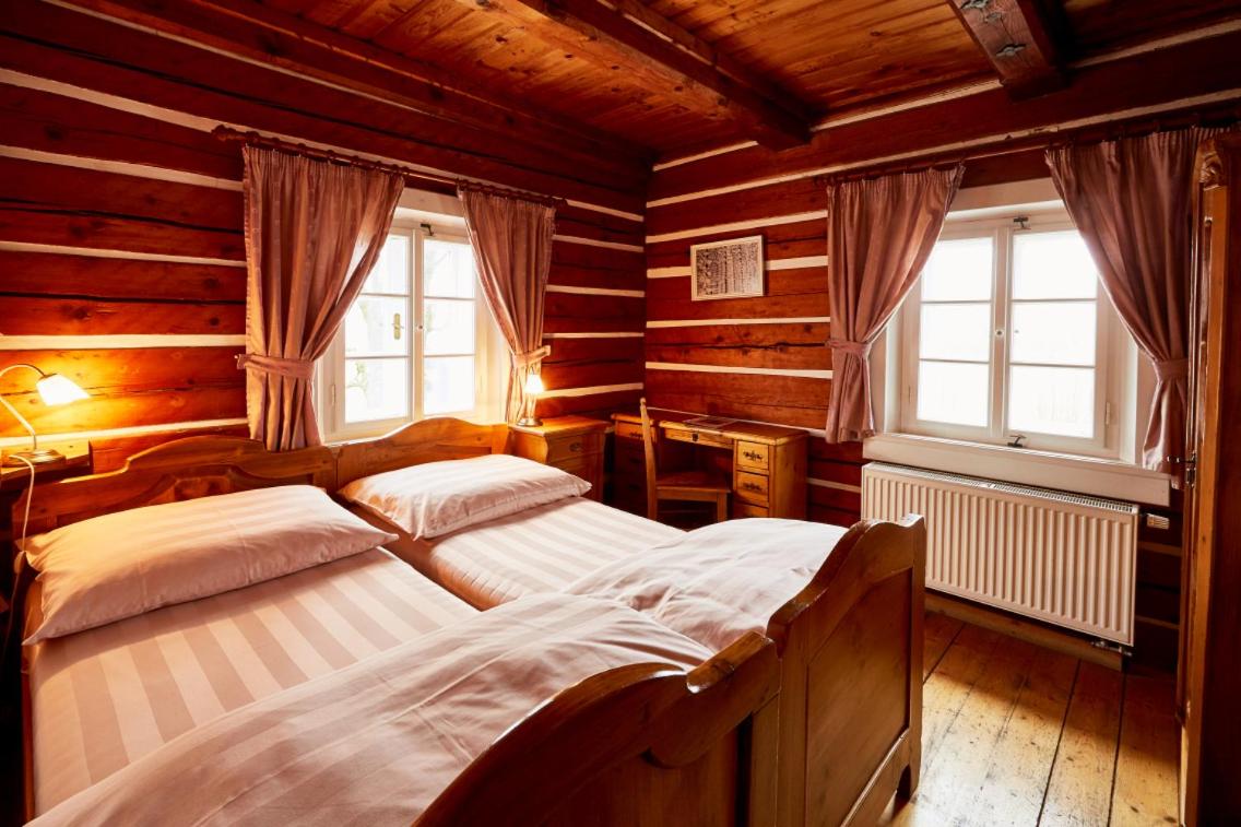 Double Room with Mountain View - Photo 5
