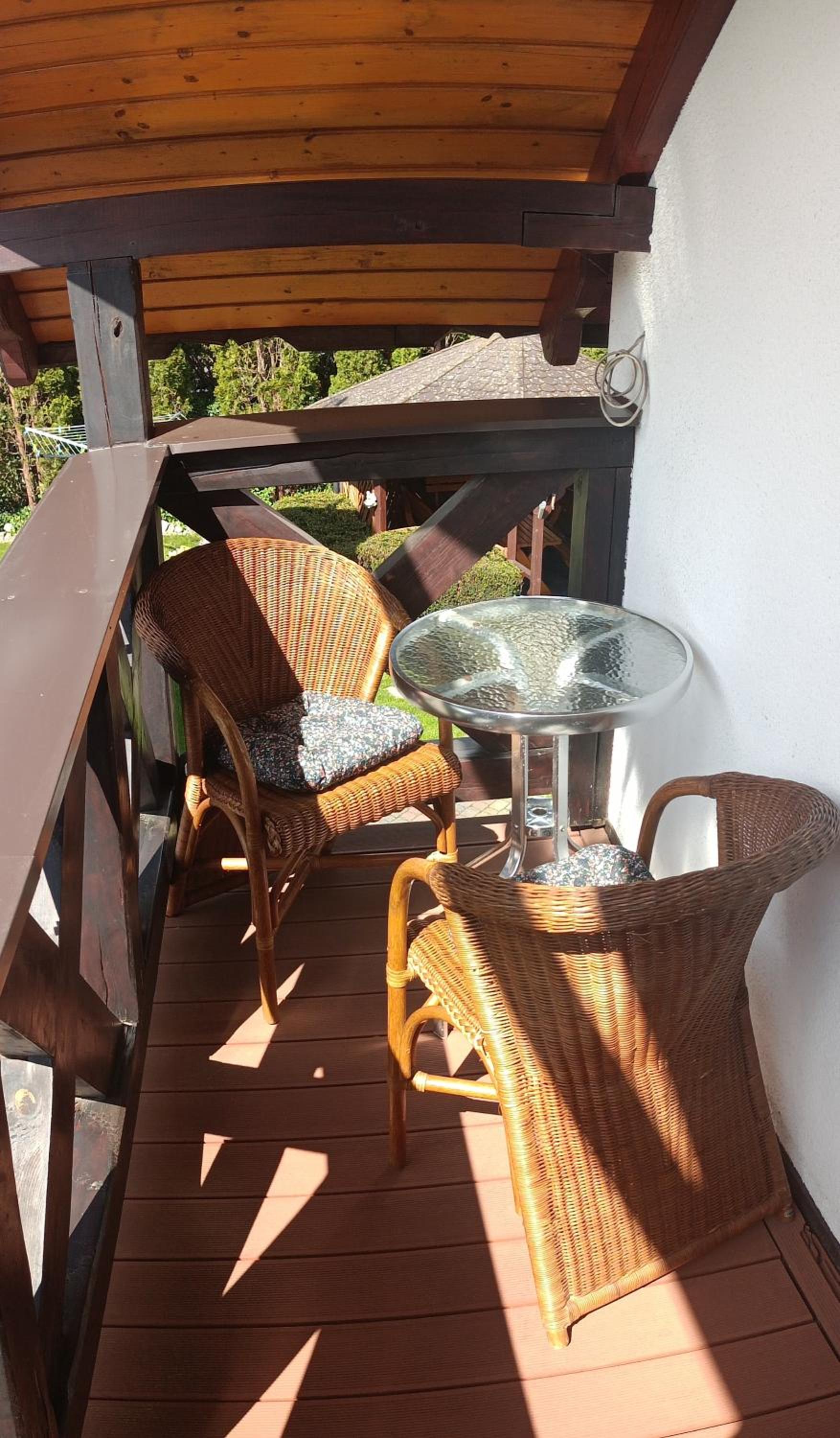Studio with Balcony - Photo 8