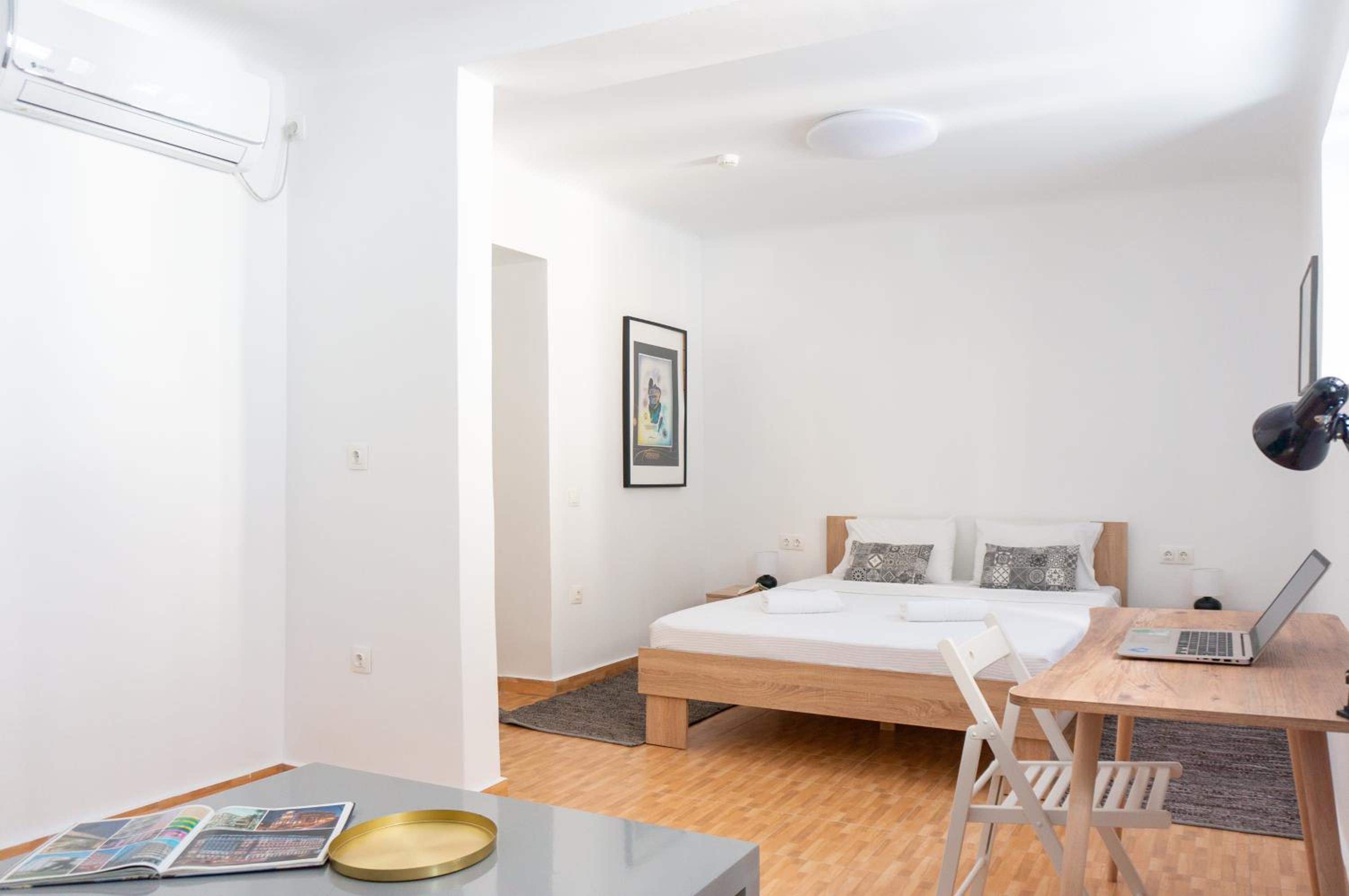 Triple Room with Bathroom photo 1