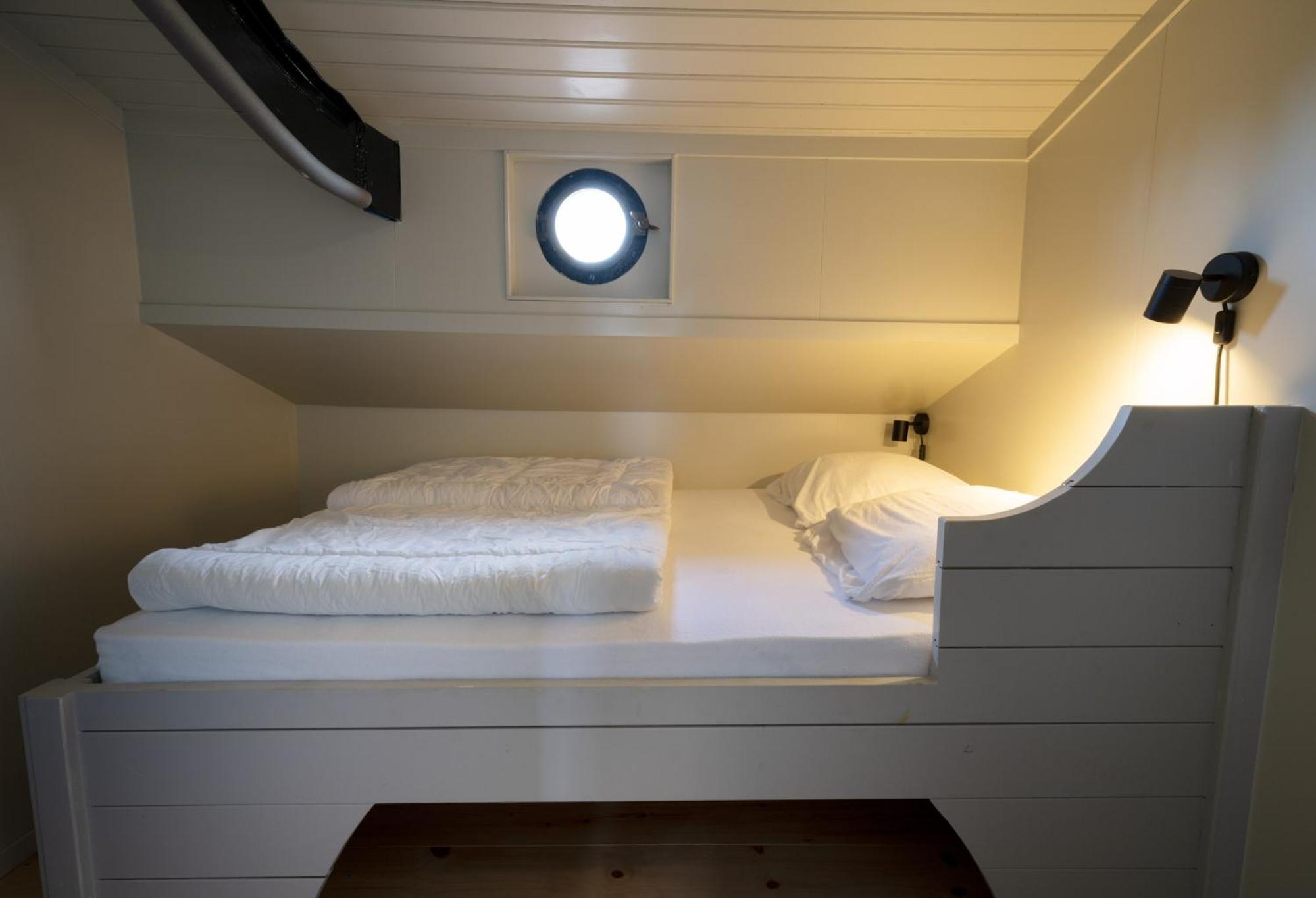 Family Cabin On Boat photo 1