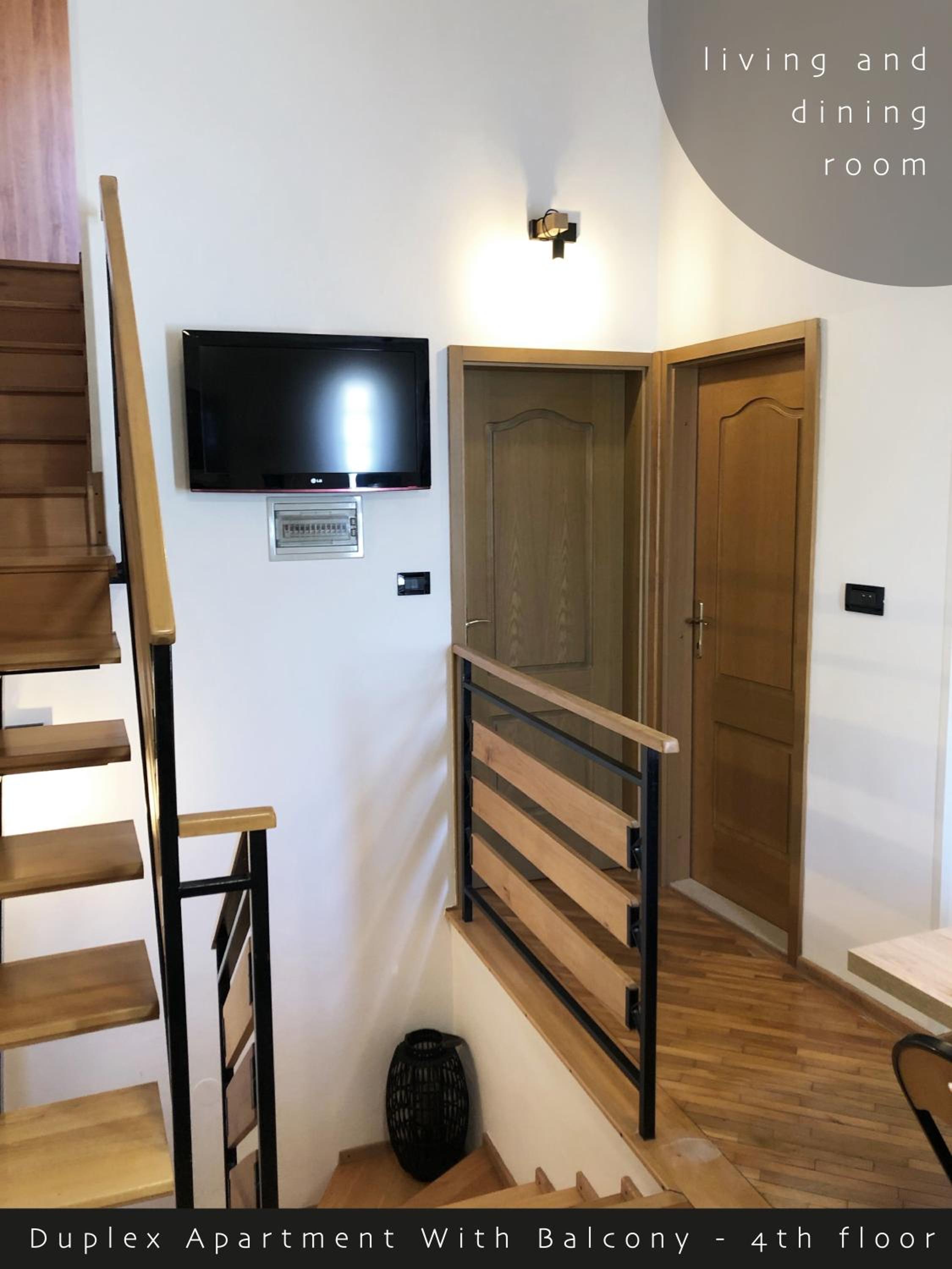 Duplex Apartment photo 2