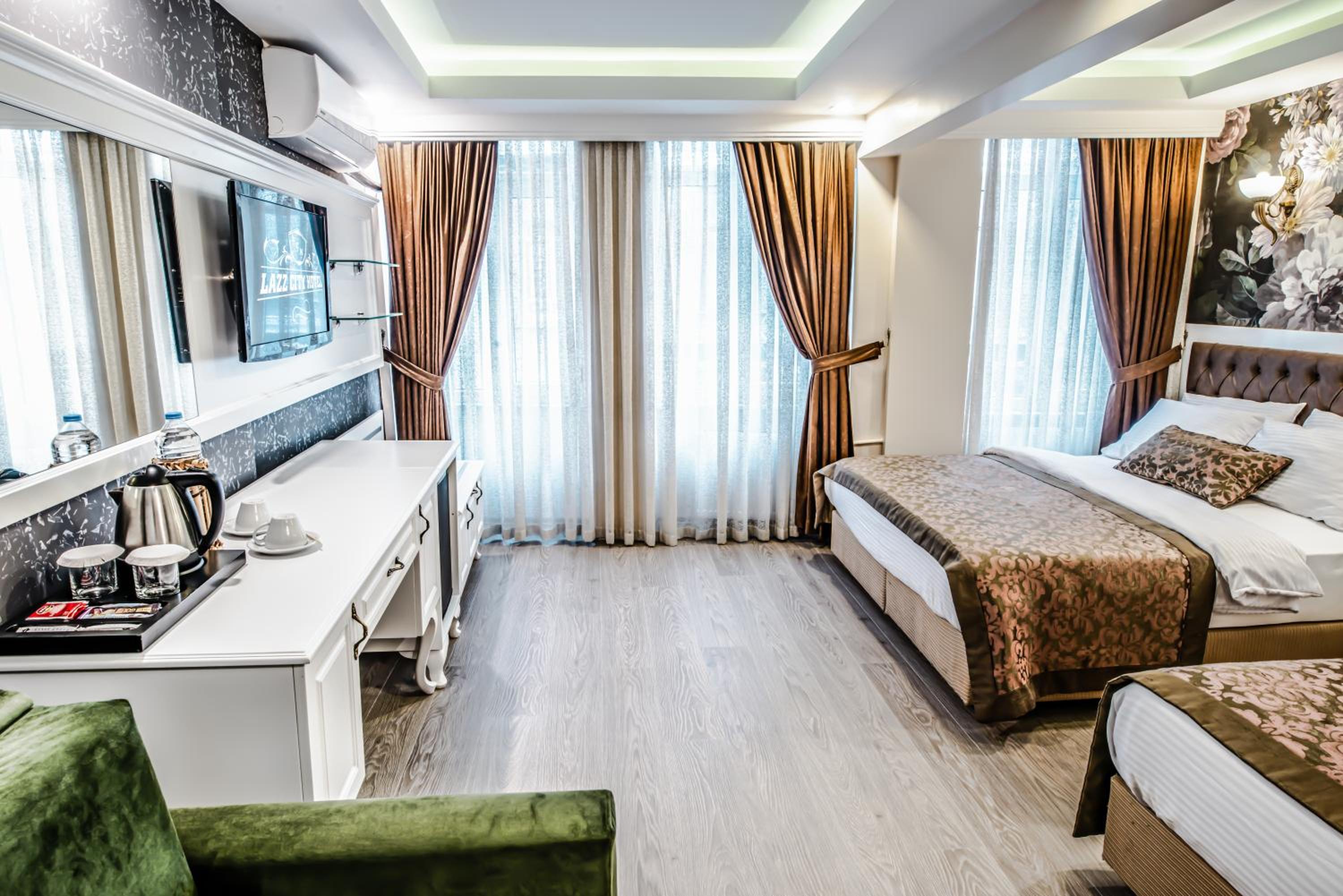 Quadruple Room with Bathroom photo 3