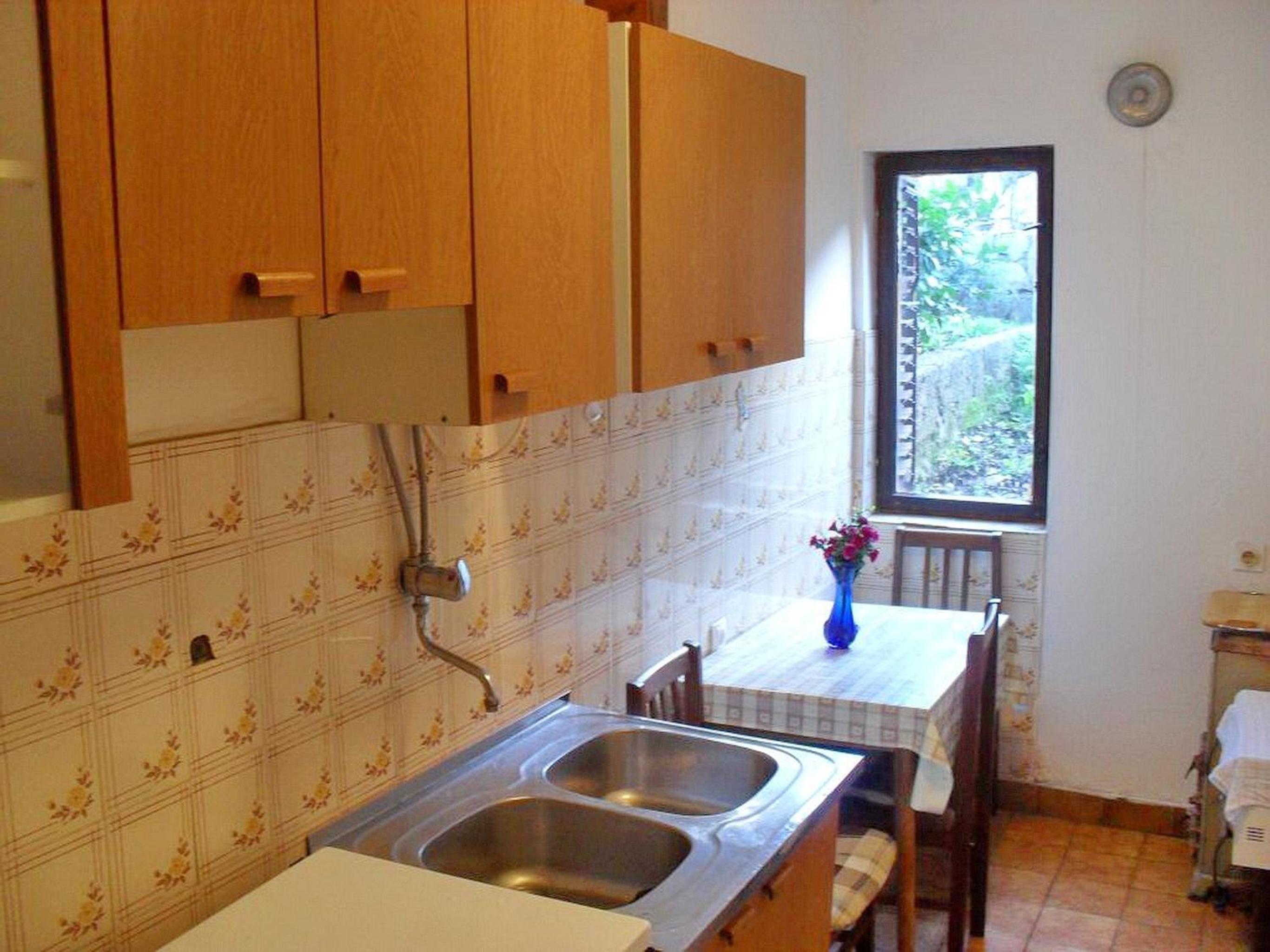 Three Bedroom Apartment with Balcony photo 3