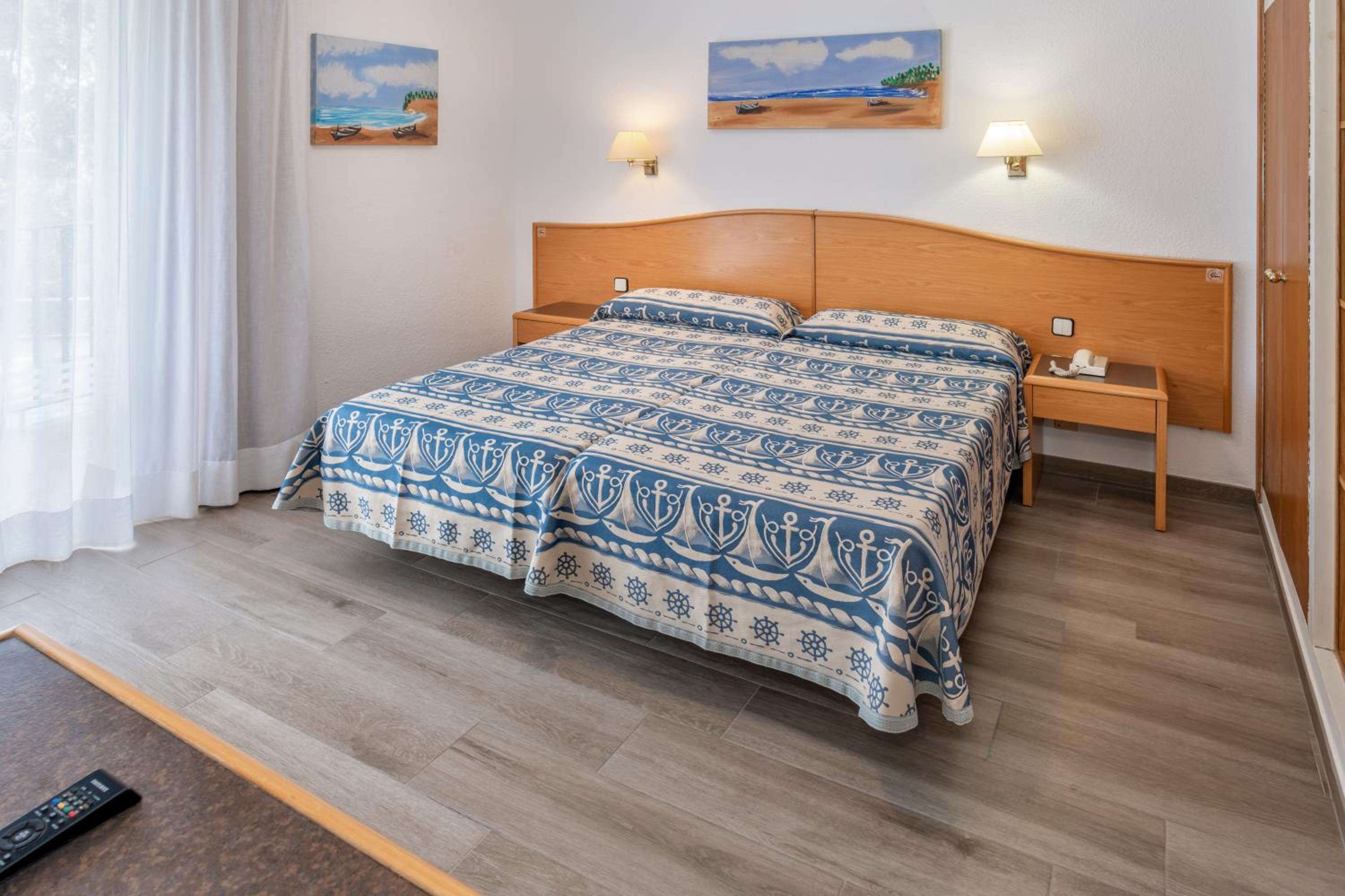 Habitación Doble o con Dos Camas