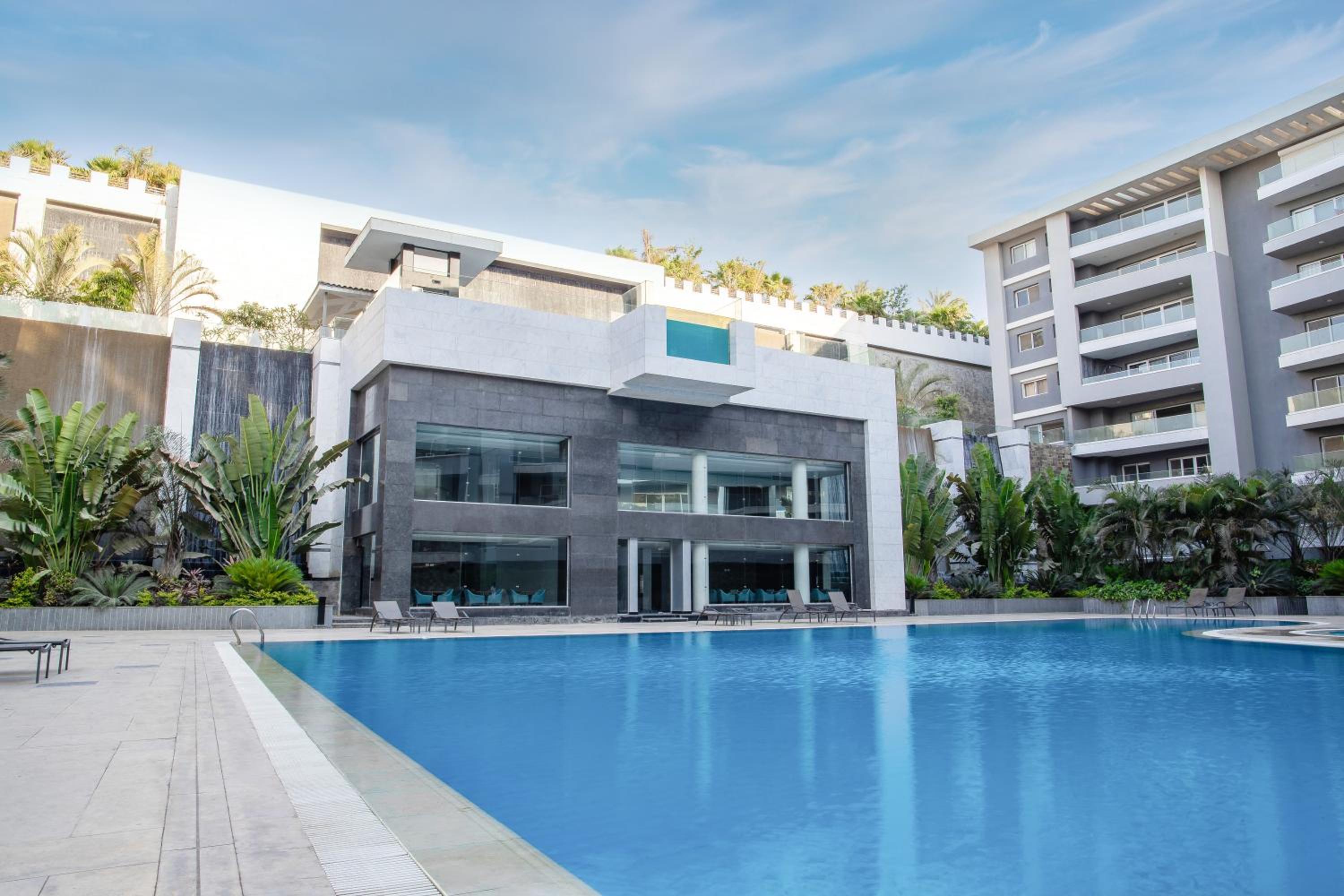 Three-Bedroom Superior Apartment